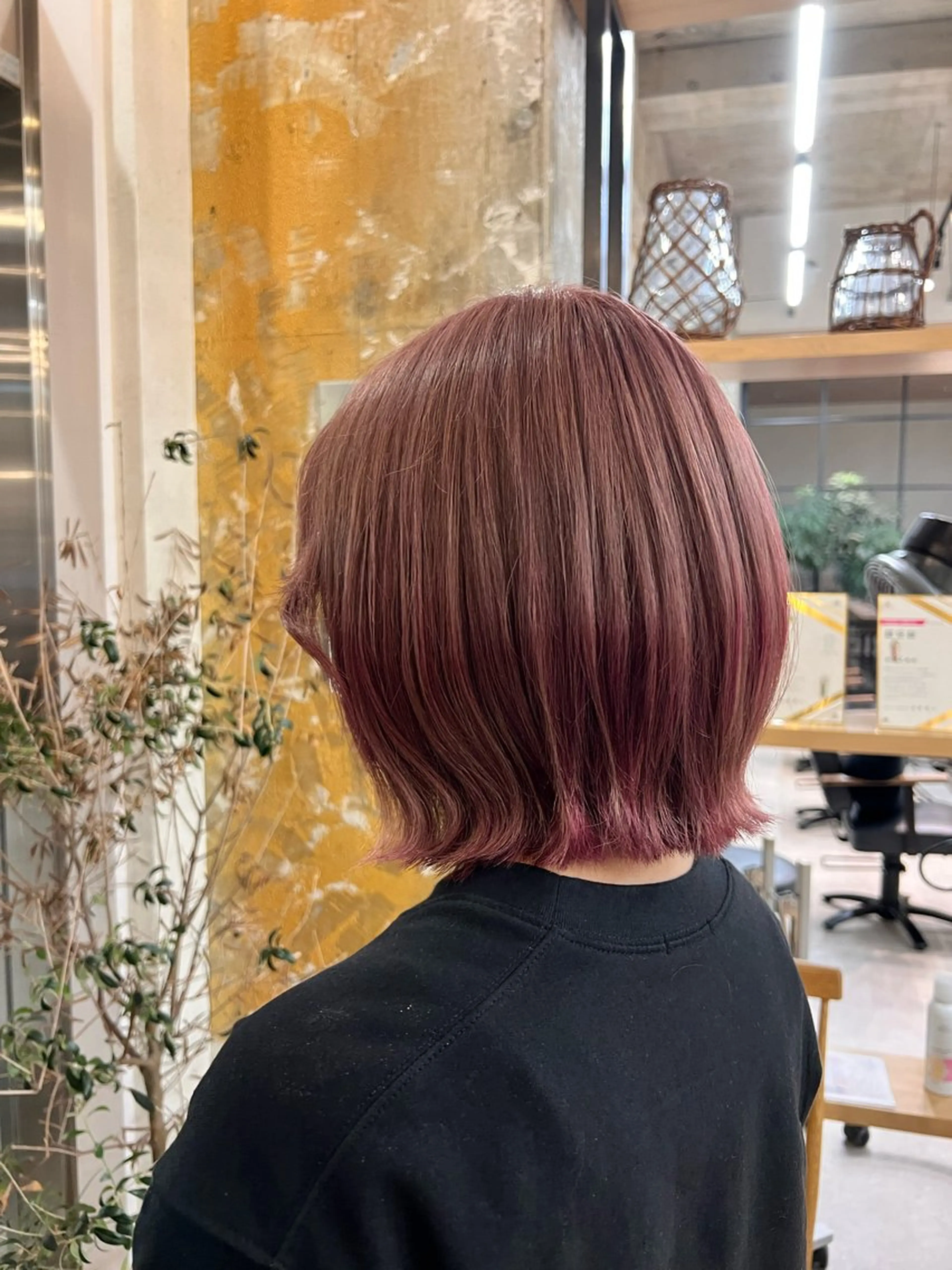 ショート ブリーチカラー 〻髪質改善〻アレンジのヘアスタイル