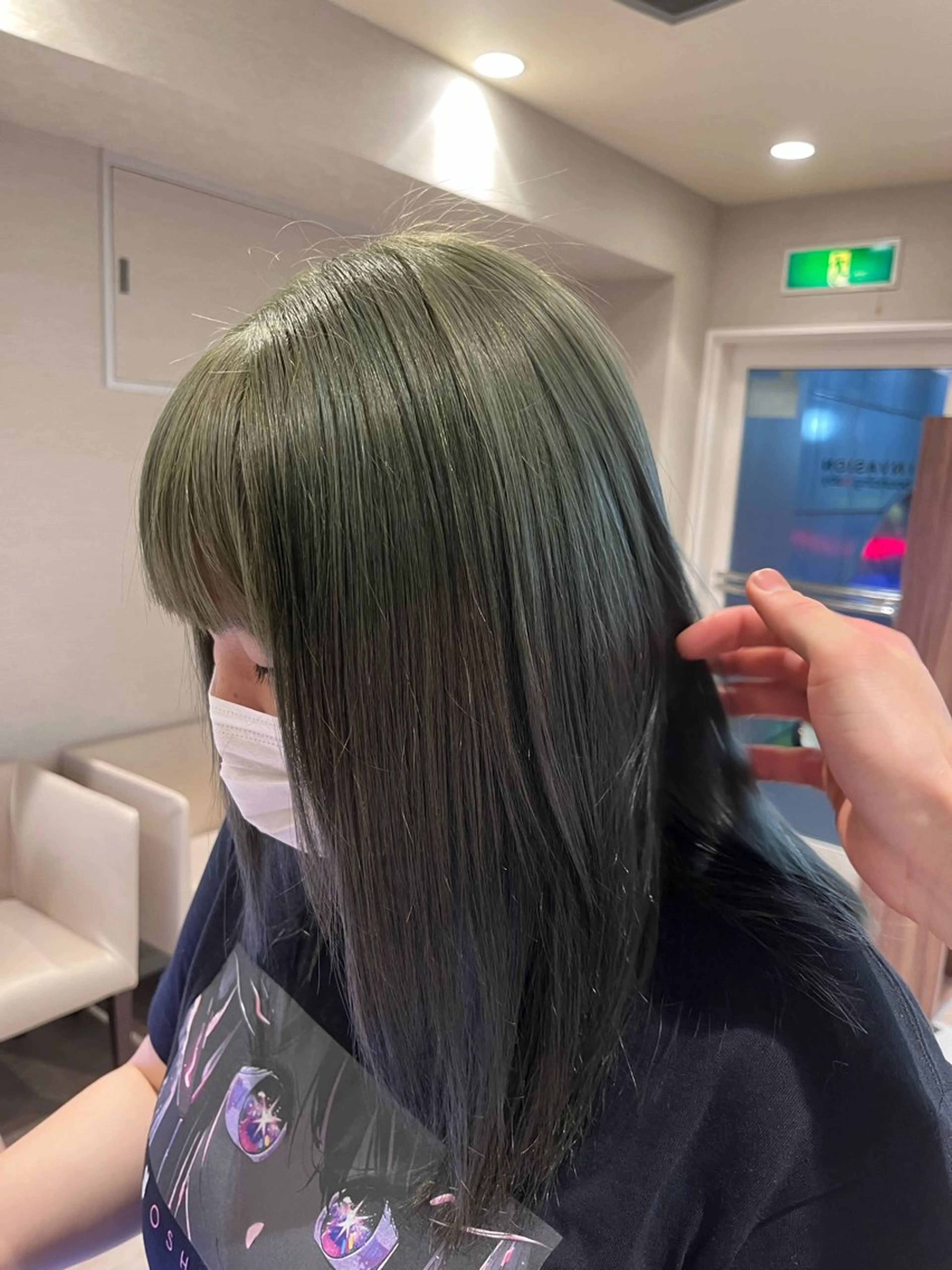 セミロング カラー ハイトーンカラー ヘアカラー dogstar小林諒 レイヤー/パーマのヘアスタイル