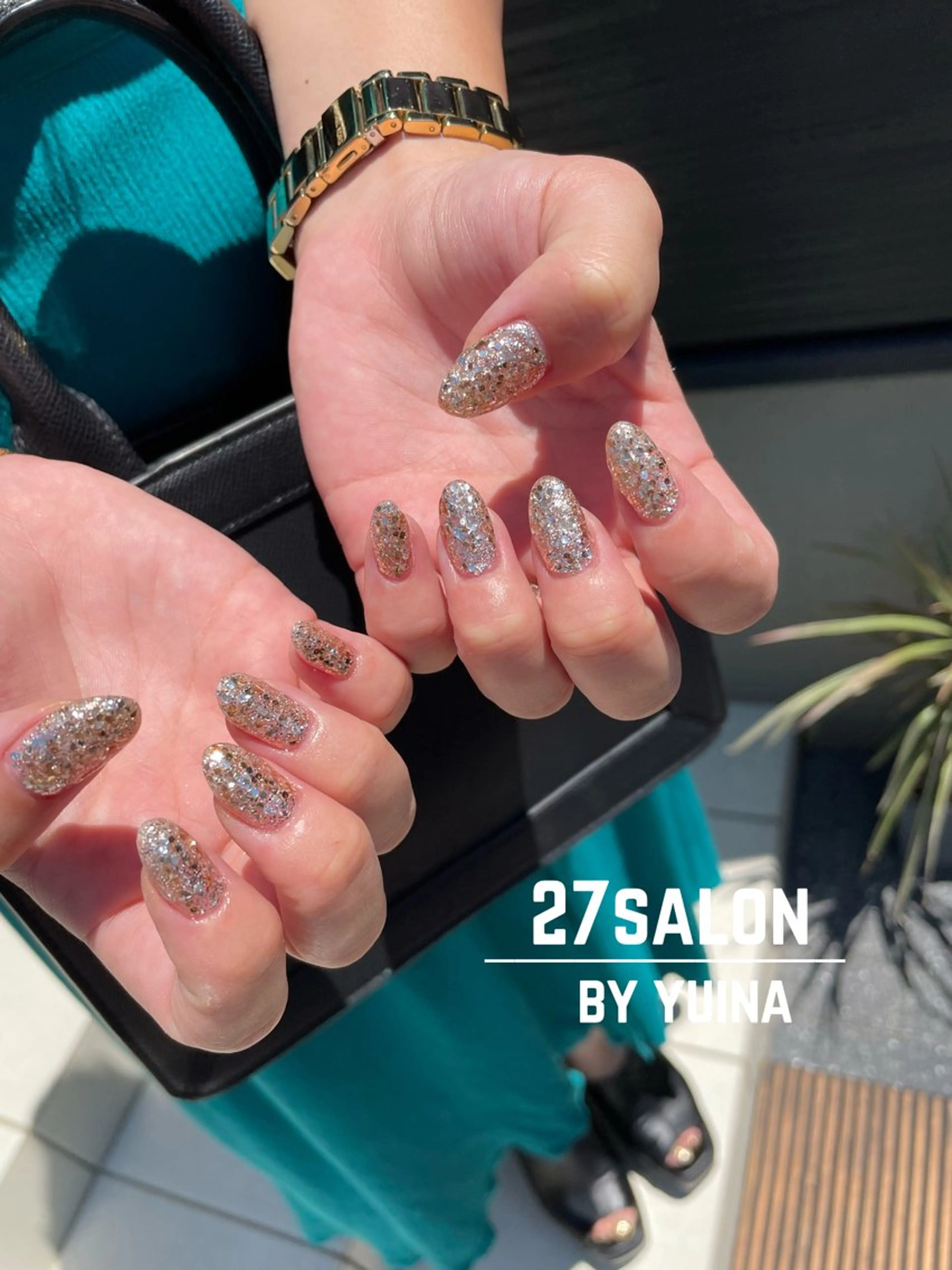 ネイル ホログラムネイル 27salon yuinaのネイルデザイン