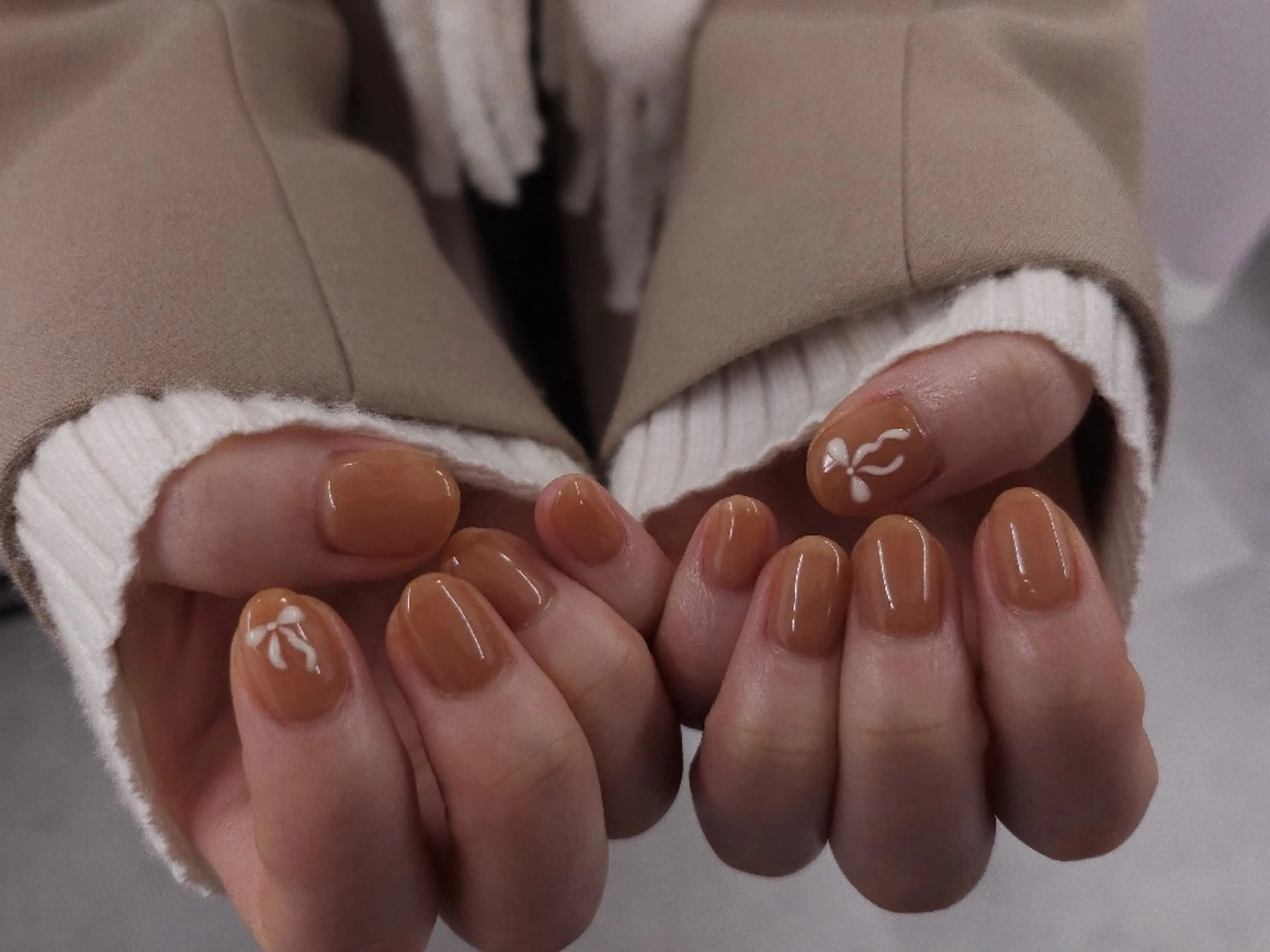 ネイル アートネイル ジェルネイル ワンカラーネイル パラジェル リボン ハンドネイル puku nail 🌼kazu🌼のネイルデザイン