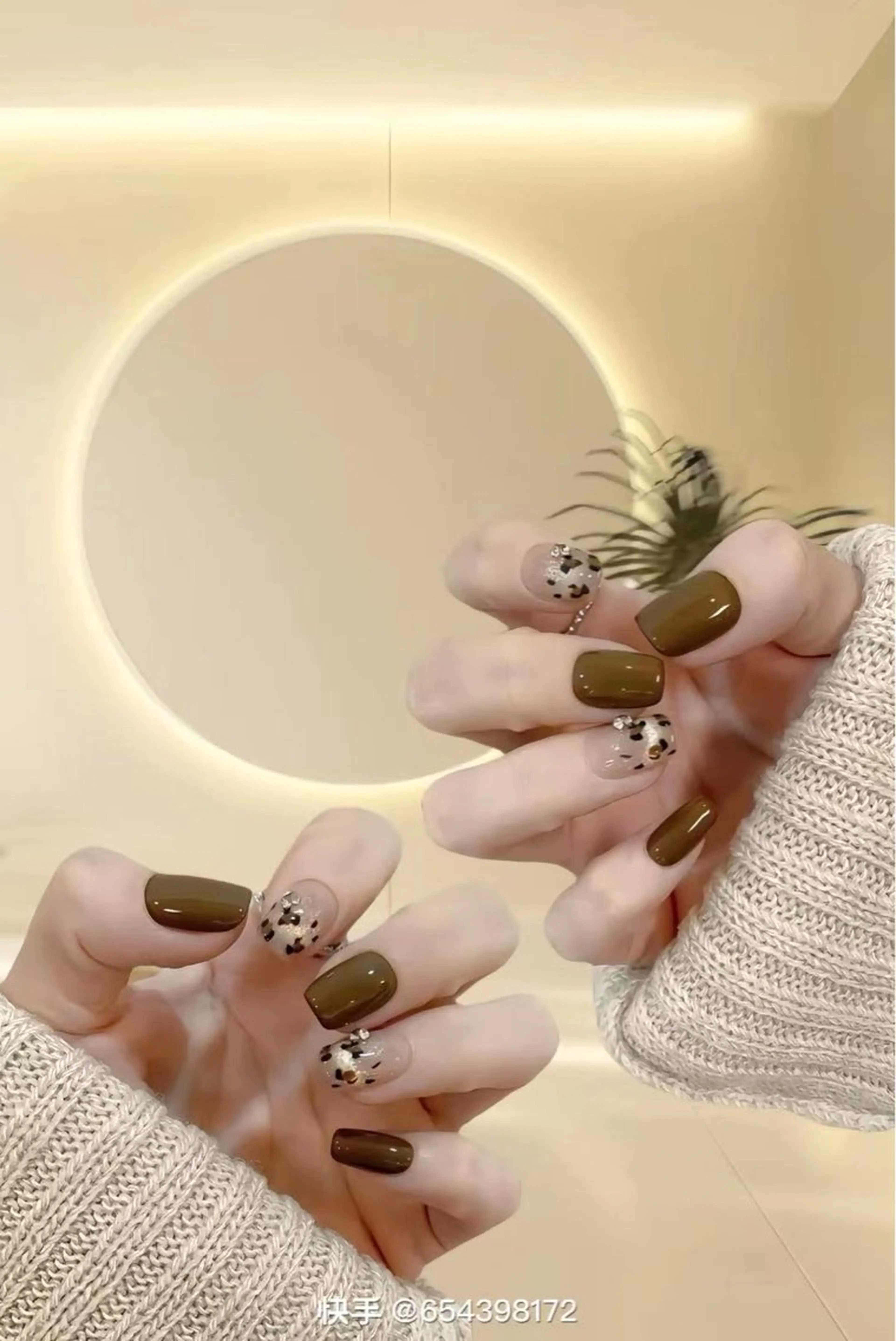 ネイル ✿は✿ぴ ✿ね✿す✿のネイルデザイン