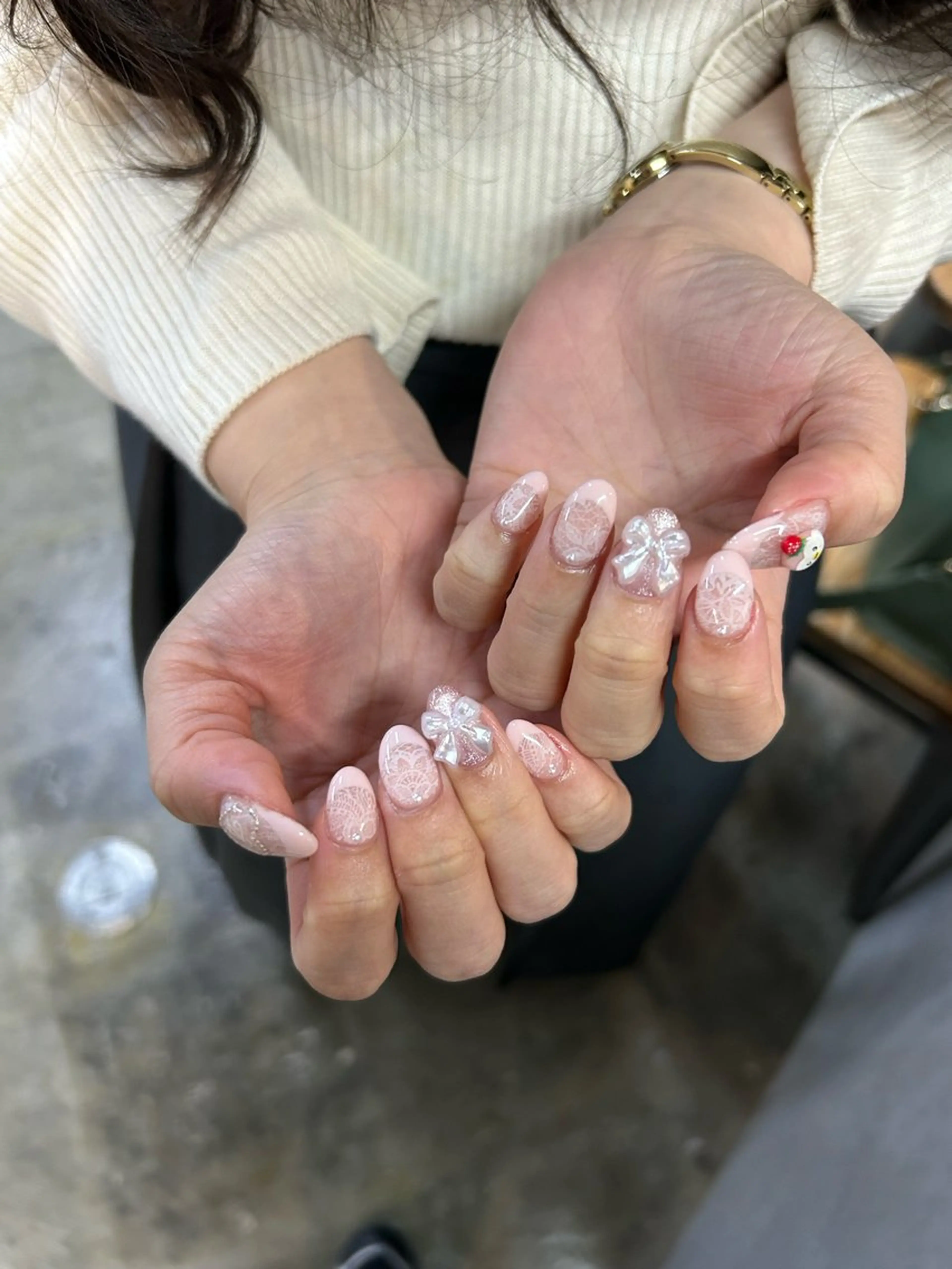 ネイル フレンチネイル レース ハンドネイル tipsy＋ mayuのネイルデザイン