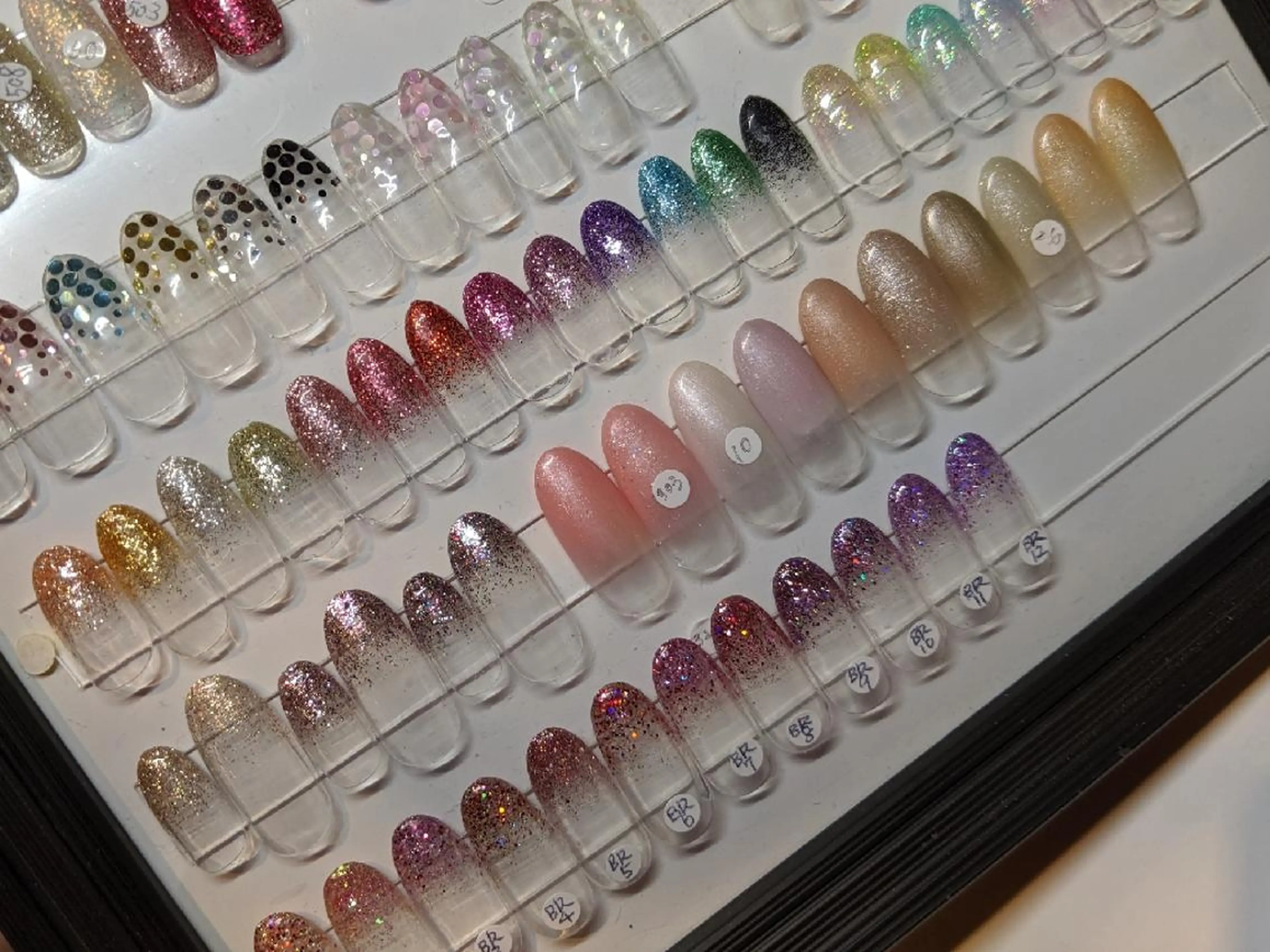ネイル ラメ(グリッター) ラメグラデーション ハンドネイル 板橋 美香子のネイルデザイン