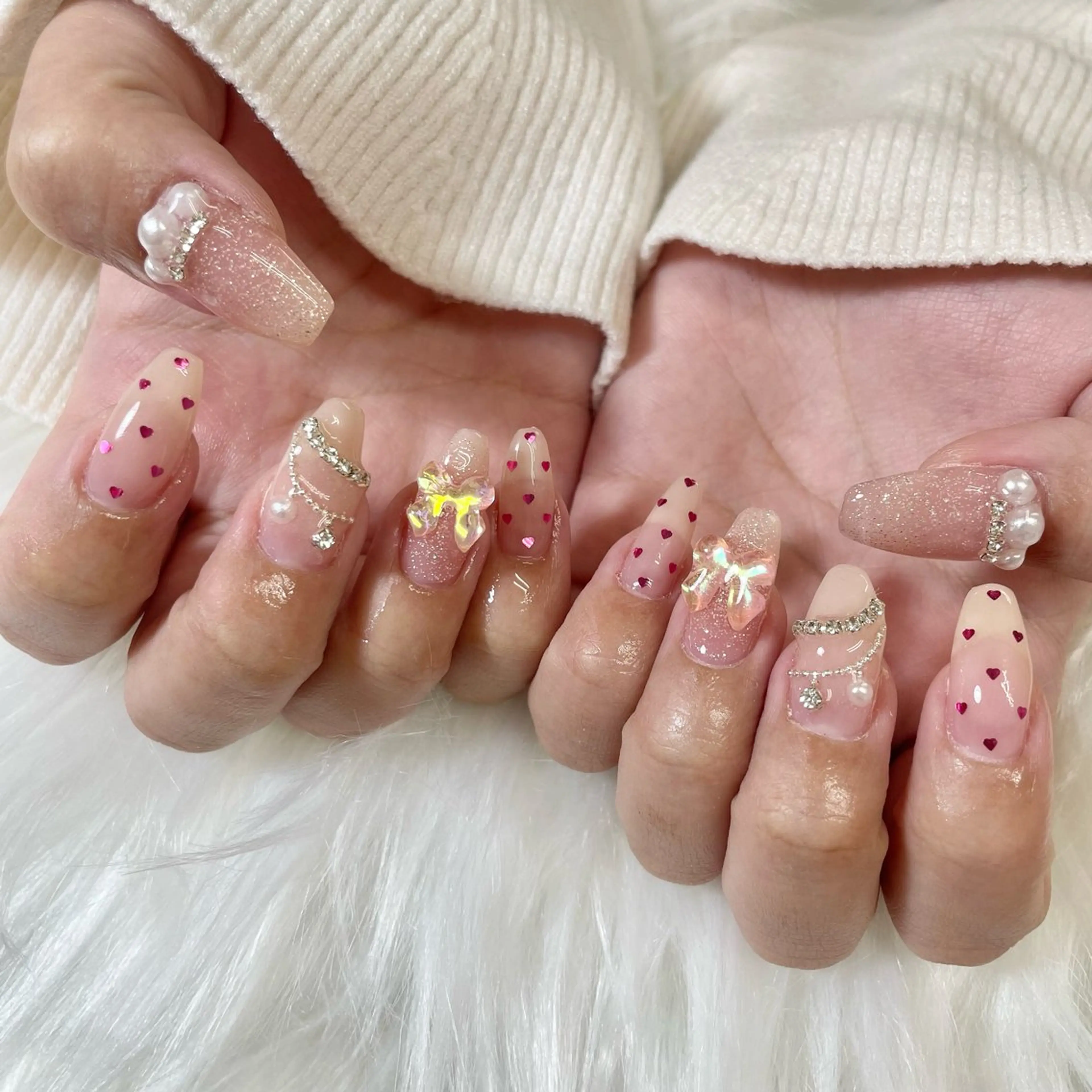 ネイル キラキラネイル バレンタイン ハンドネイル 🎀AYAKO 🎀中韓ネイルのネイルデザイン