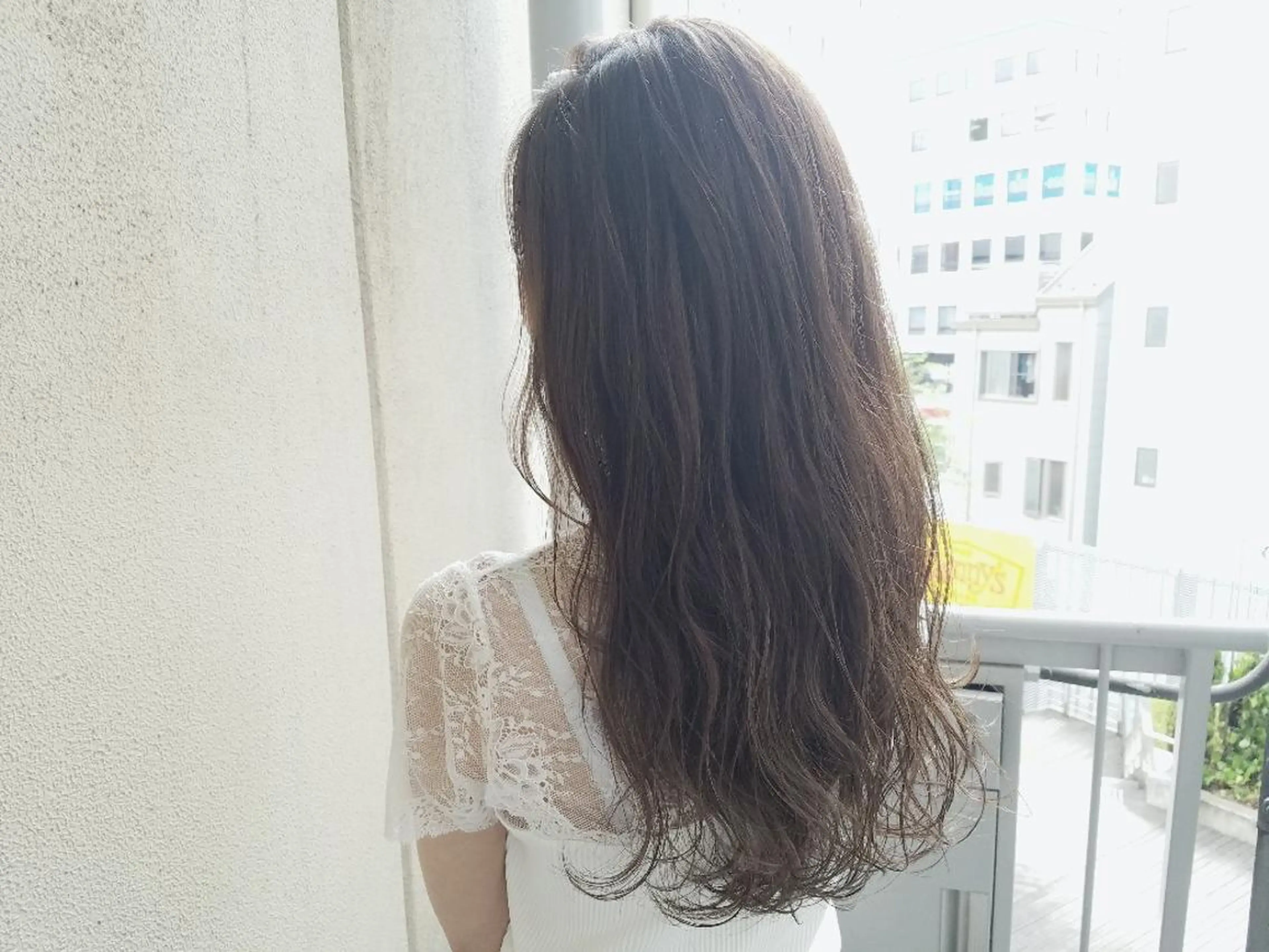 ロング カラー アッシュ ベージュカラー ウルフ、ボブ美容師 今井のヘアスタイル