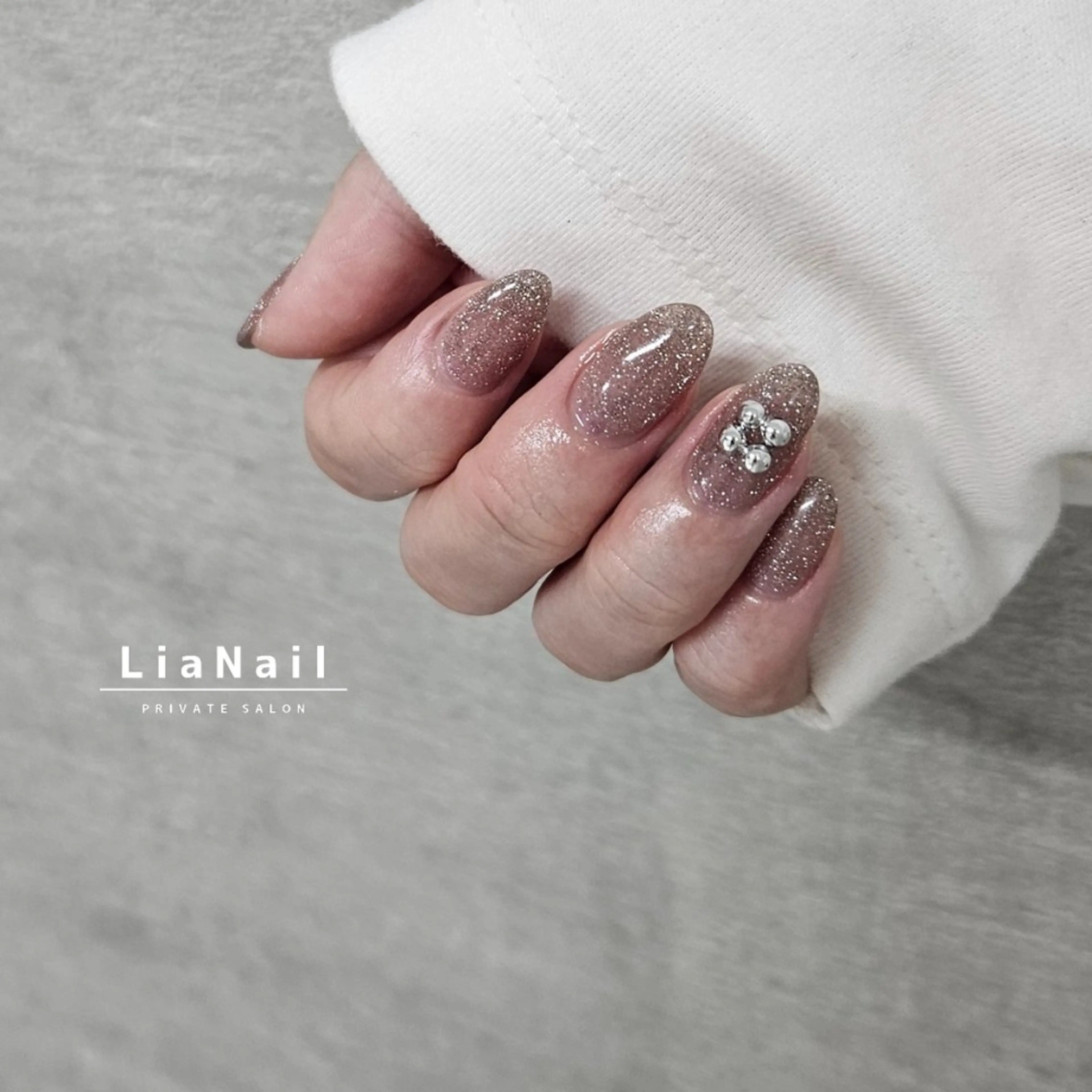 ネイル ハンドネイル Lia Nailのネイルデザイン