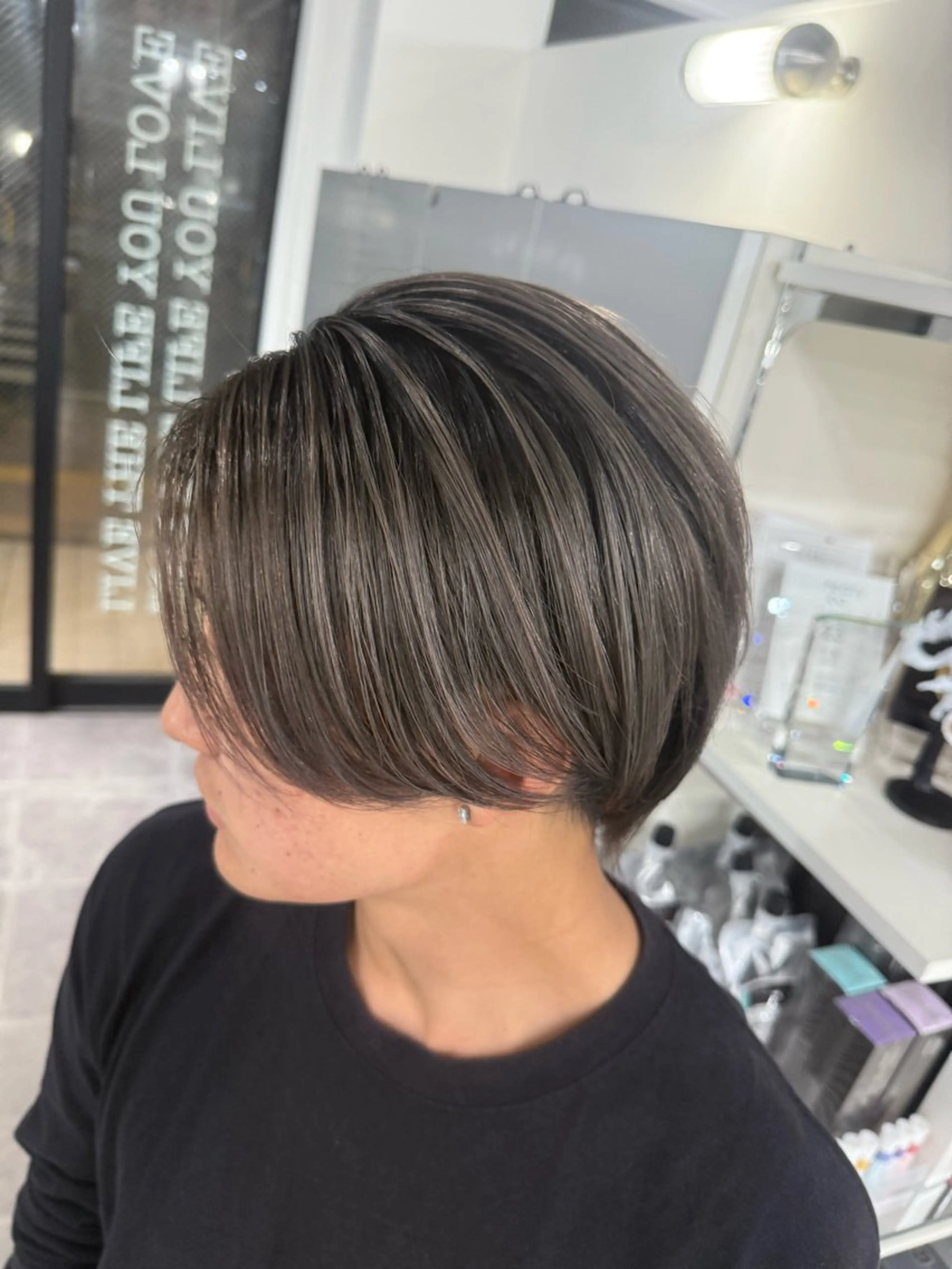 カラー メンズ メンズバレイヤージュ メンズブリーチ バレイヤージュ ブリーチ 篠崎 佑季のヘアスタイル