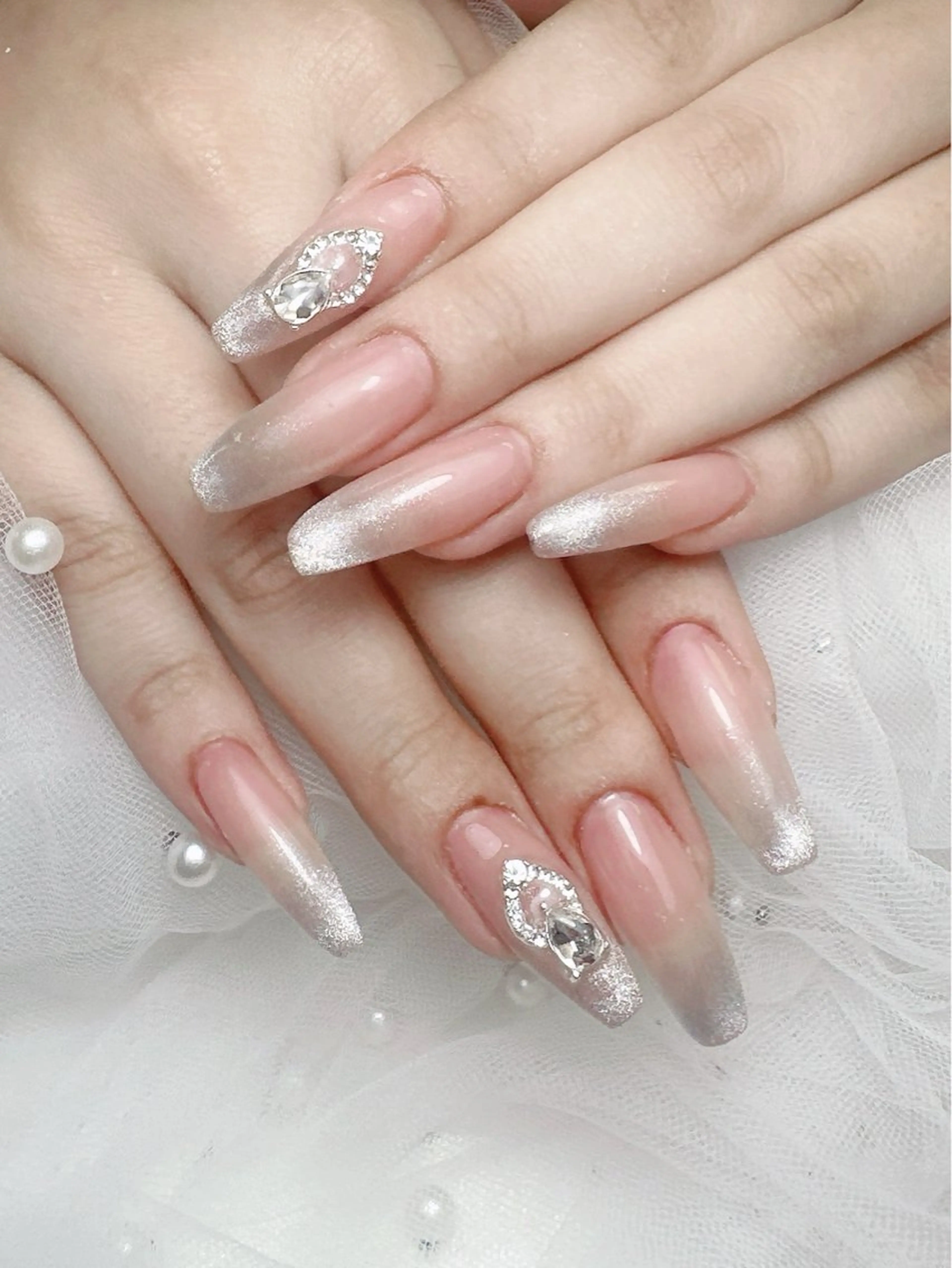 ネイル フレンチネイル ジェルネイル ハート 韓国ネイル マグネットネイル ハンドネイル ネイルサロン lotusのネイルデザイン