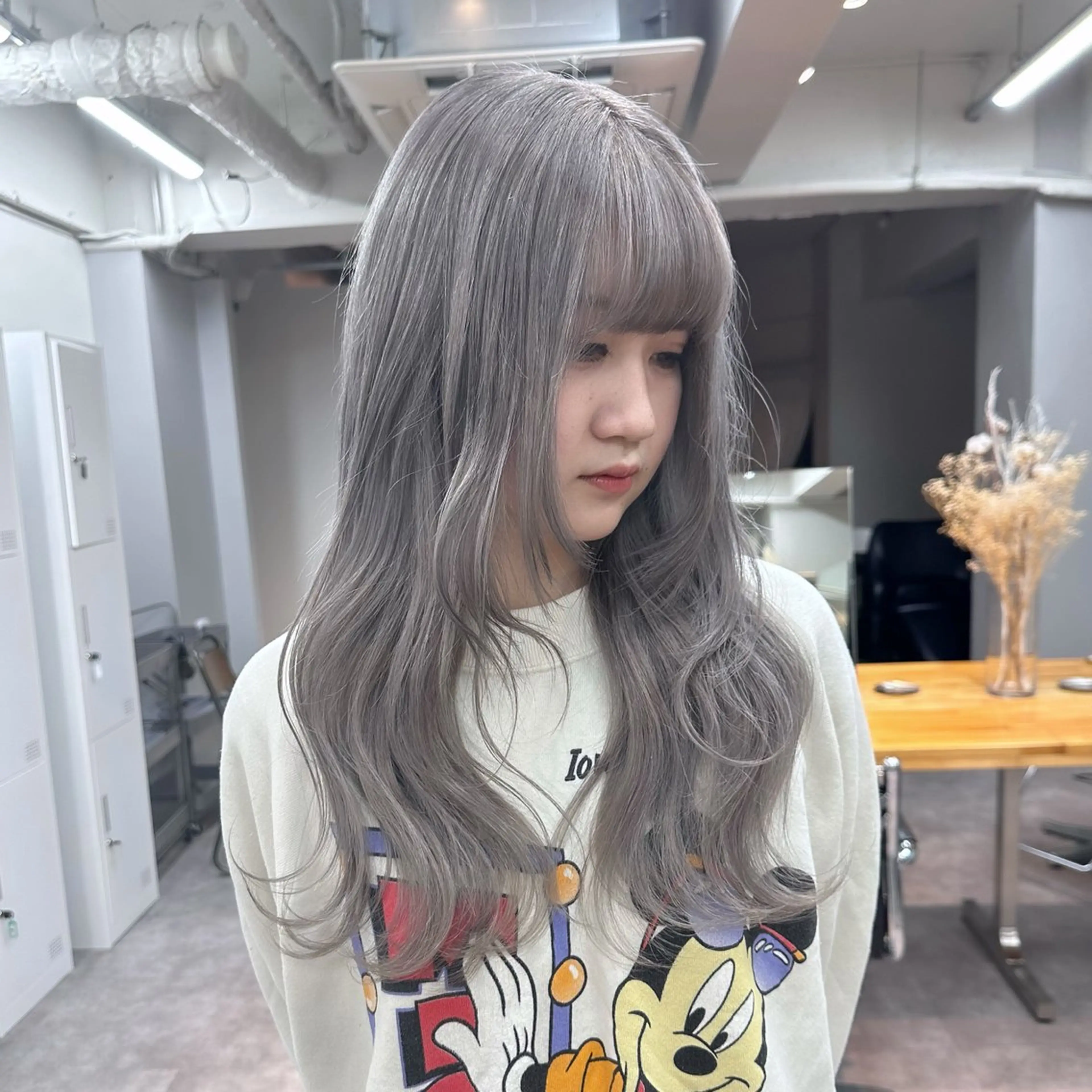 ロング カラー ミルクティーベージュ 💫HARUTOのヘアスタイル
