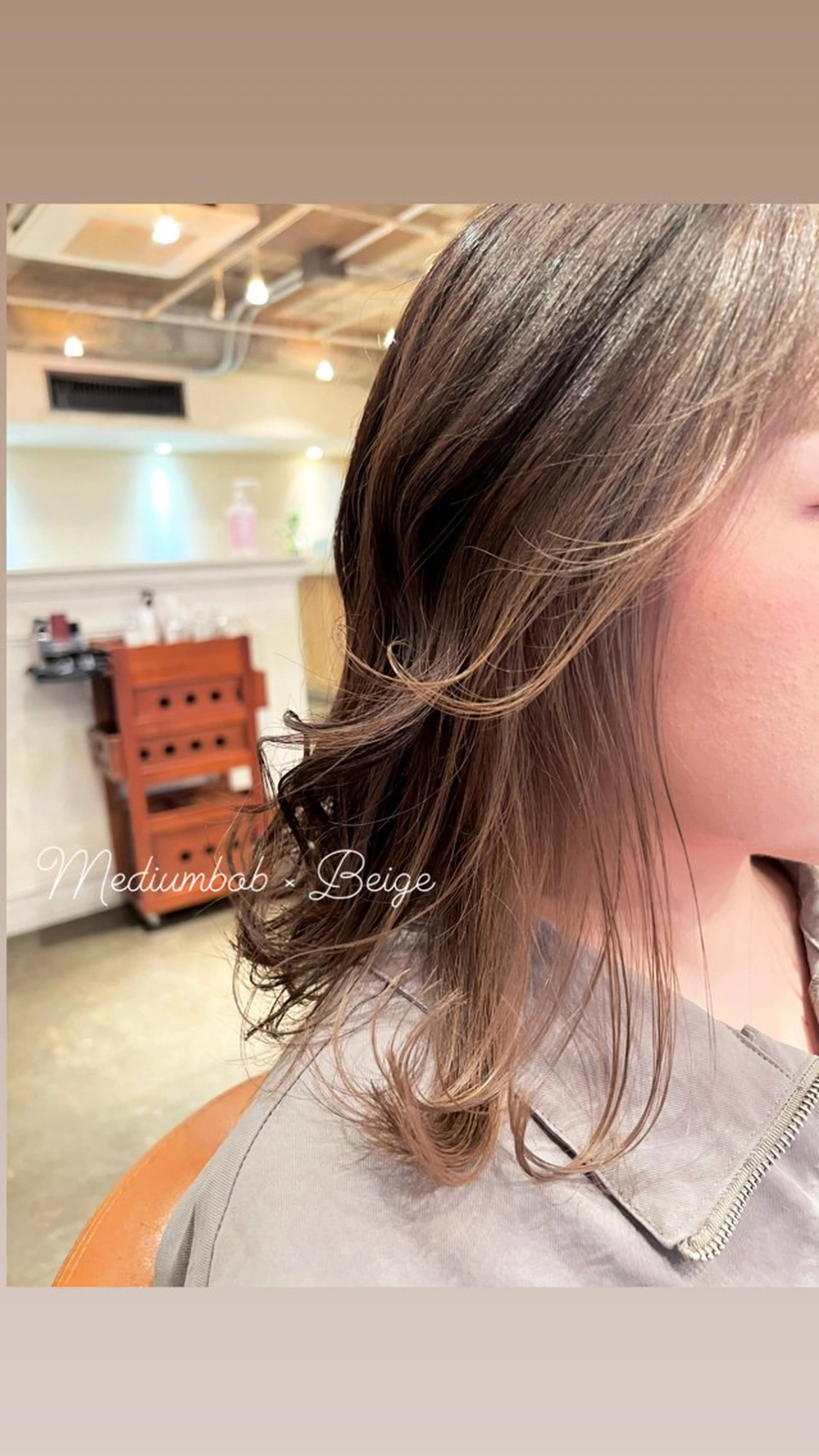 ミディアム カラー ベージュカラー ブリーチ インナーカラー カット ヘアカラー トリートメント ハイライト/インナー /ブリーチ/レイヤーのヘアスタイル