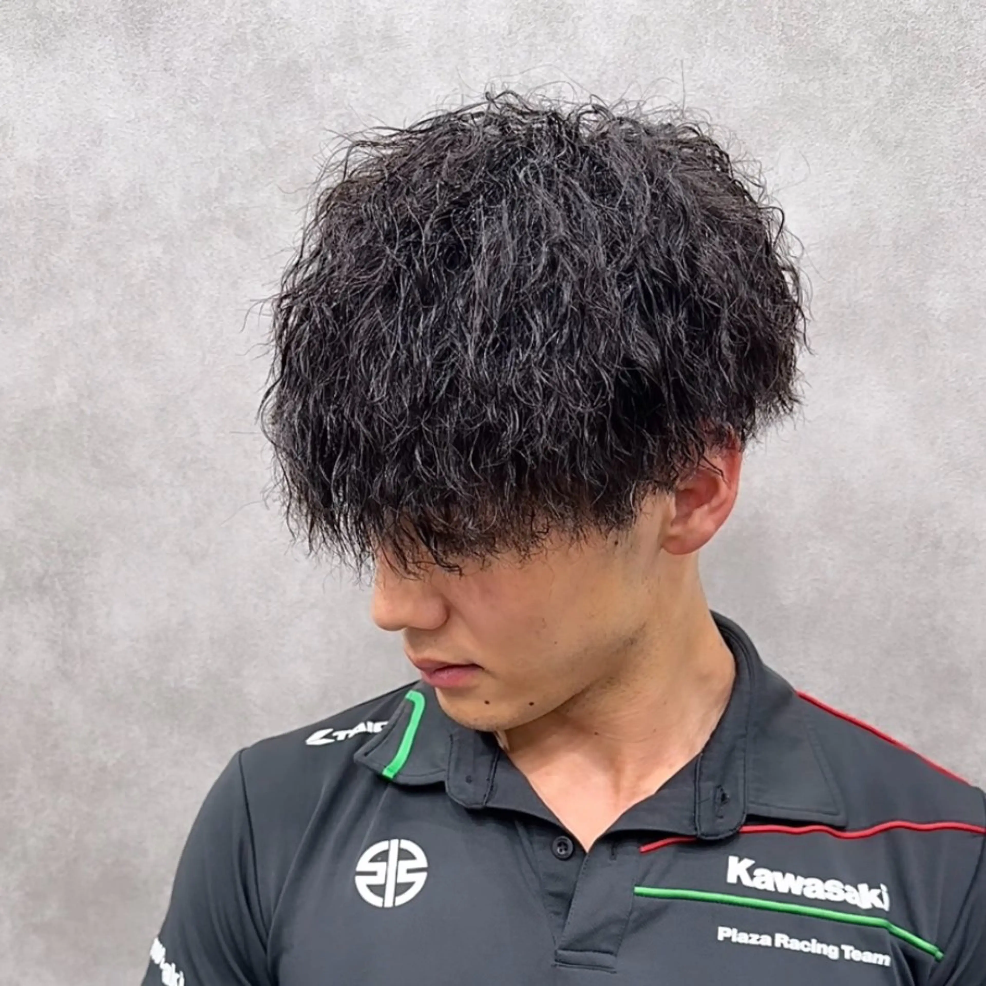 パーマ メンズ メンズパーマ メンズツイストパーマ ツイストパーマ パーマ 1st.hair salon所属・メンズ特化型美容師 KAITOのヘアスタイル