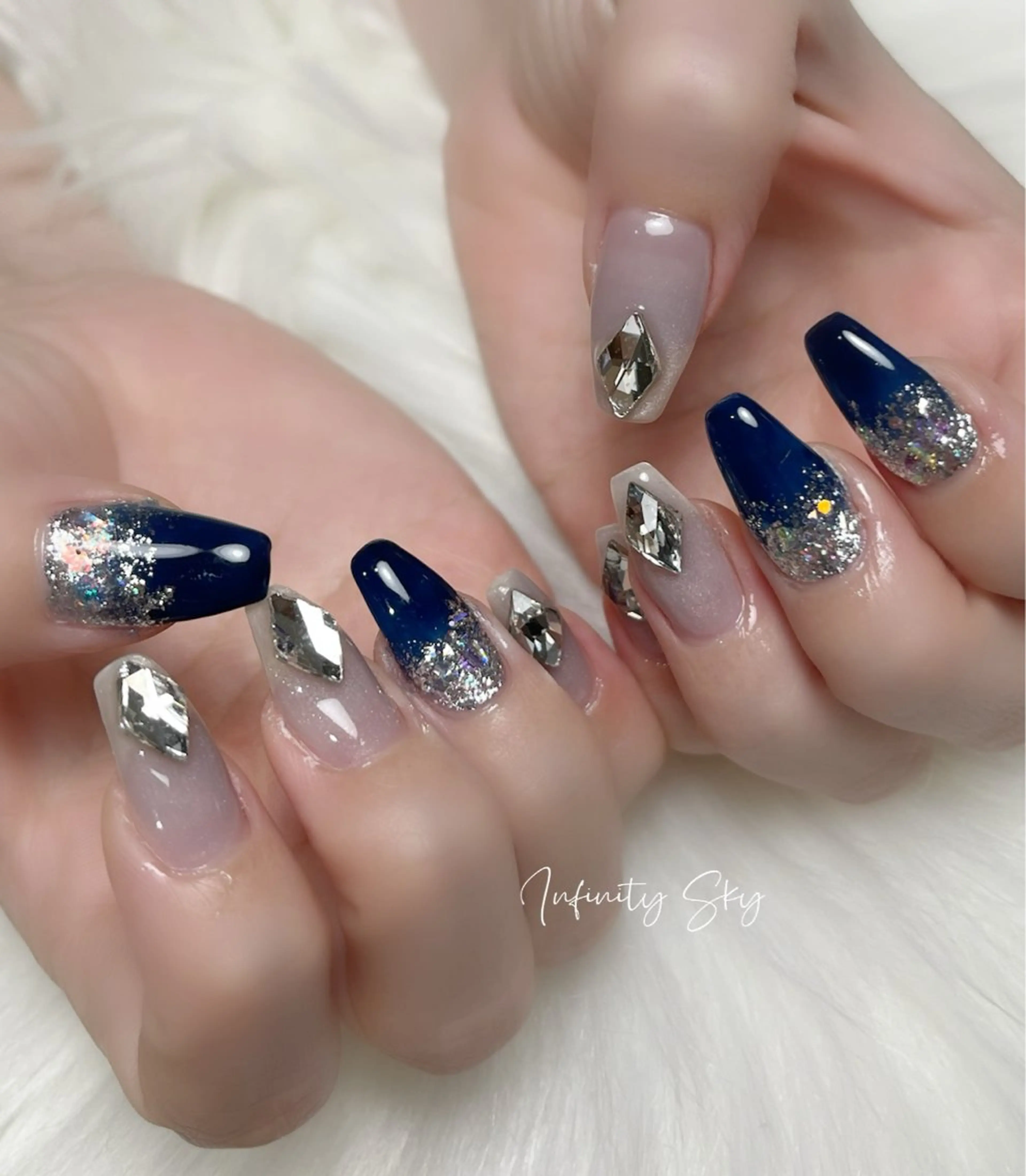 ネイル キラキラネイル 春ネイル infinity skyのネイルデザイン