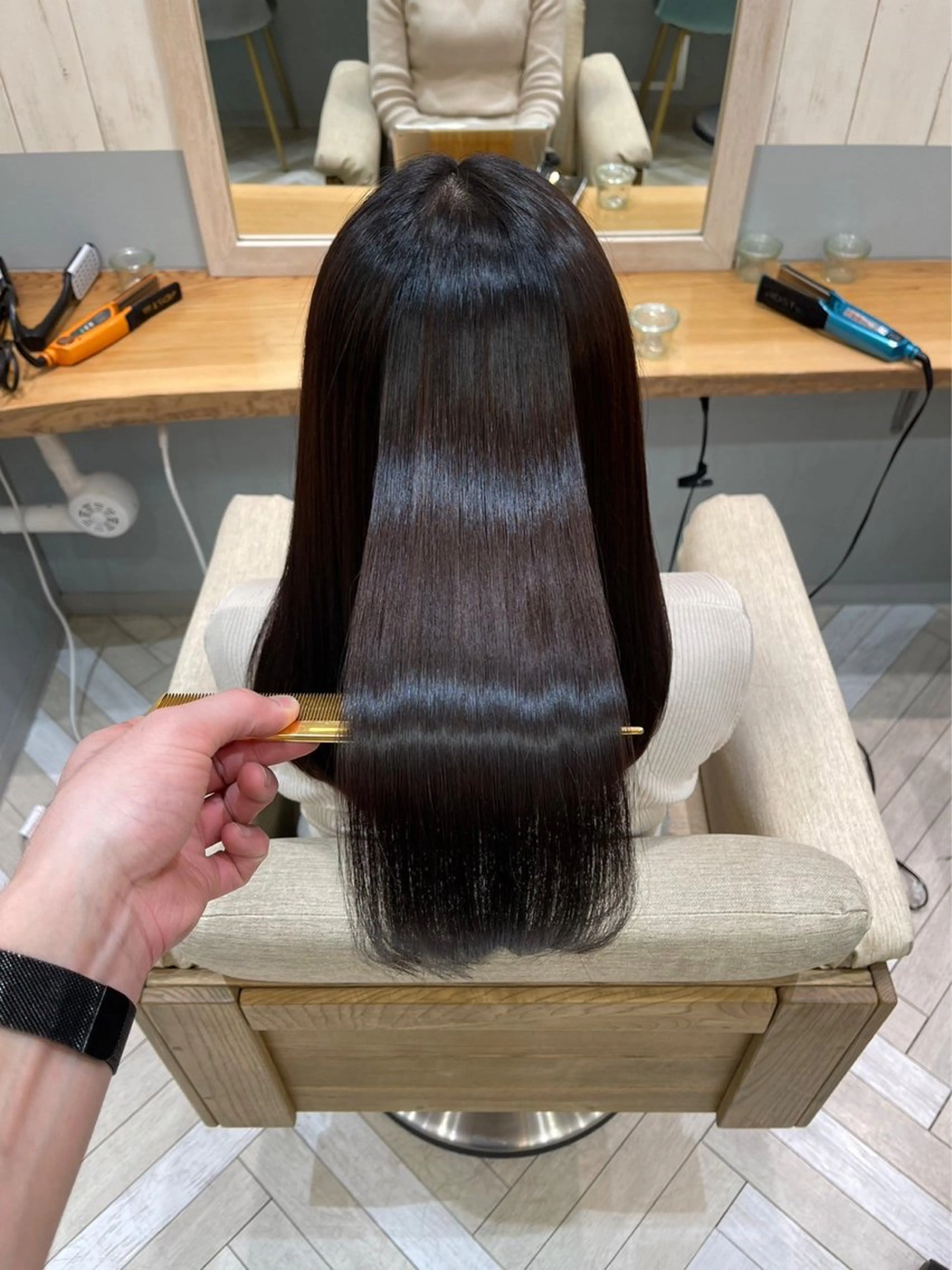 ロング ボブ ハイライト 髪質改善 レイヤーカット 縮毛矯正 トリートメント ヘアセット 髪質改善サロン Sea shinjuku所属・🫧韓国ミディアム カット🫧/ナナミのヘアスタイル