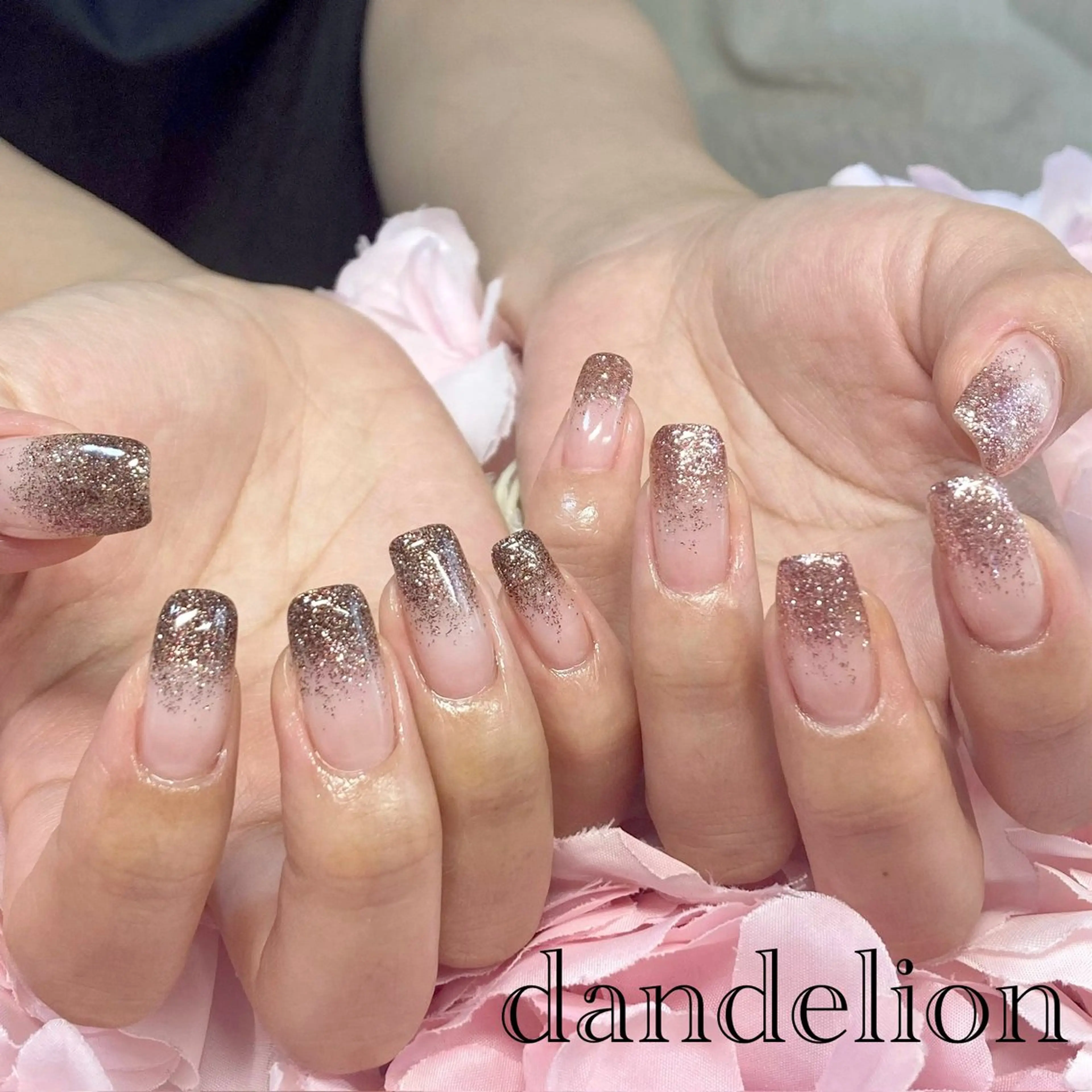 ネイル ハンドネイル ハンドケア dandelion ダンデライオンのネイルデザイン