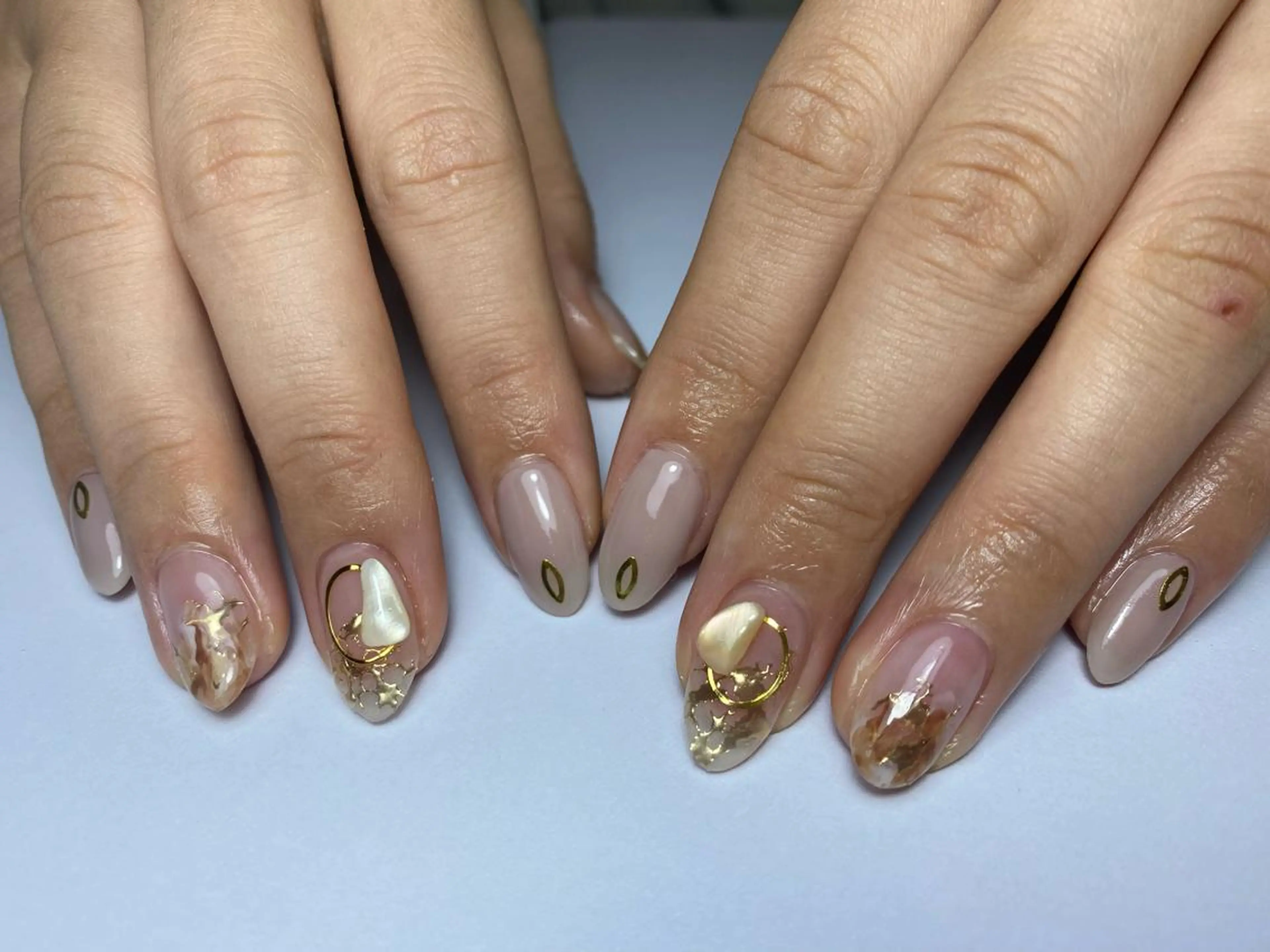 ミディアム ハンドネイル shandy nail所属・shandy nailのネイルデザイン