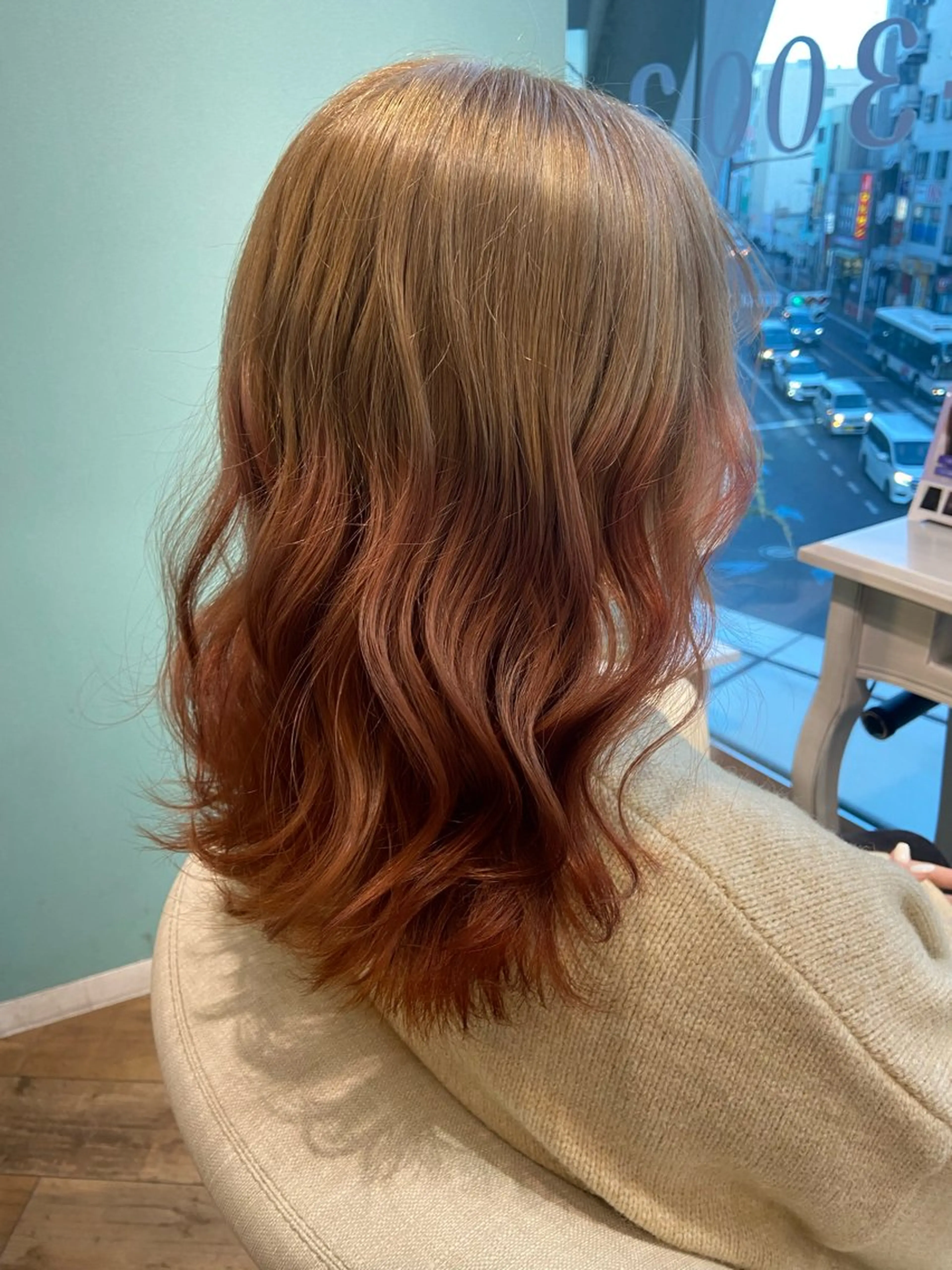 ミディアム カラー オレンジ ヘアカラー トリートメント 🧸プルエクステ❤︎ ネイルKAO🧸のヘアスタイル
