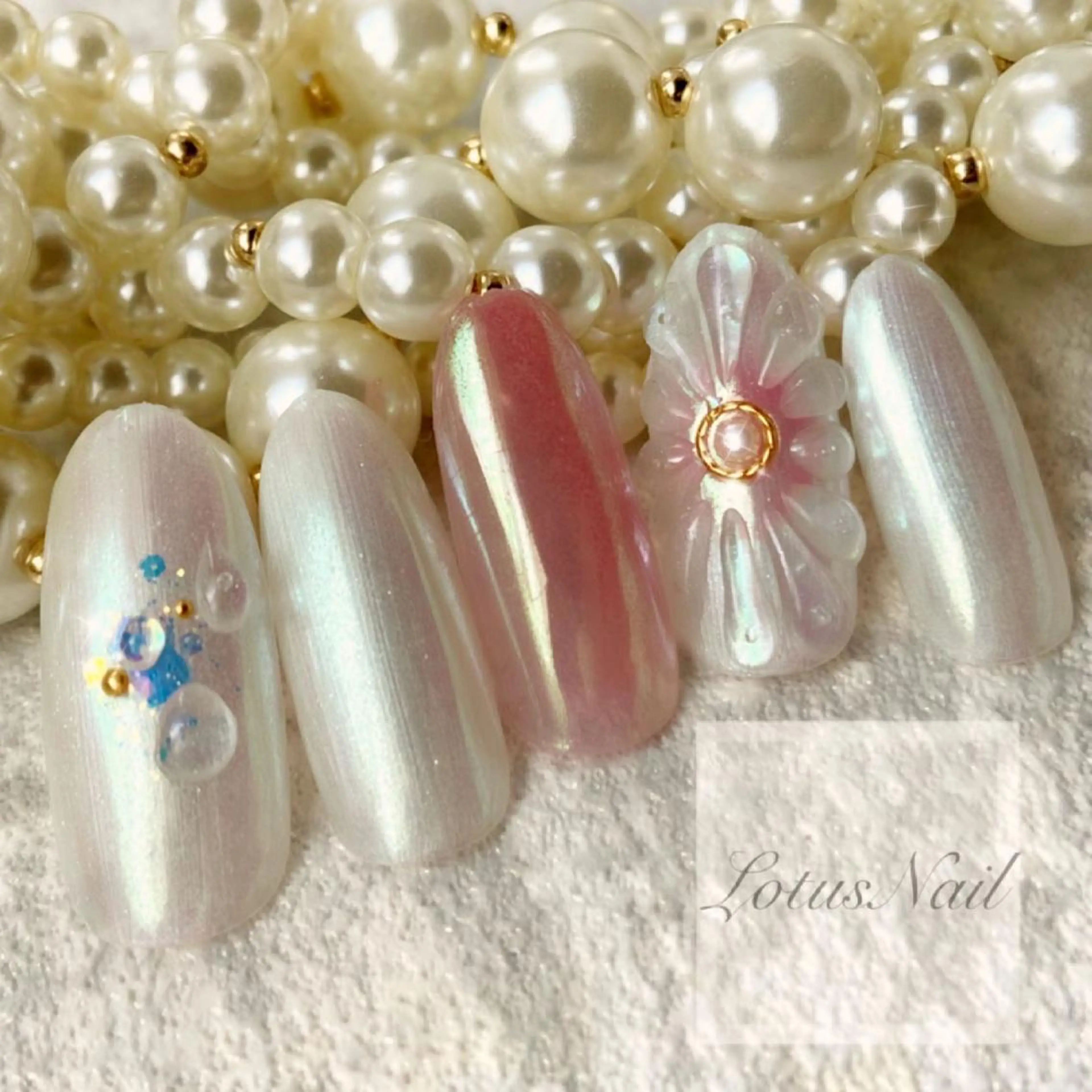 ネイル フラワーネイル ぷっくりネイル Lotus Nailのネイルデザイン
