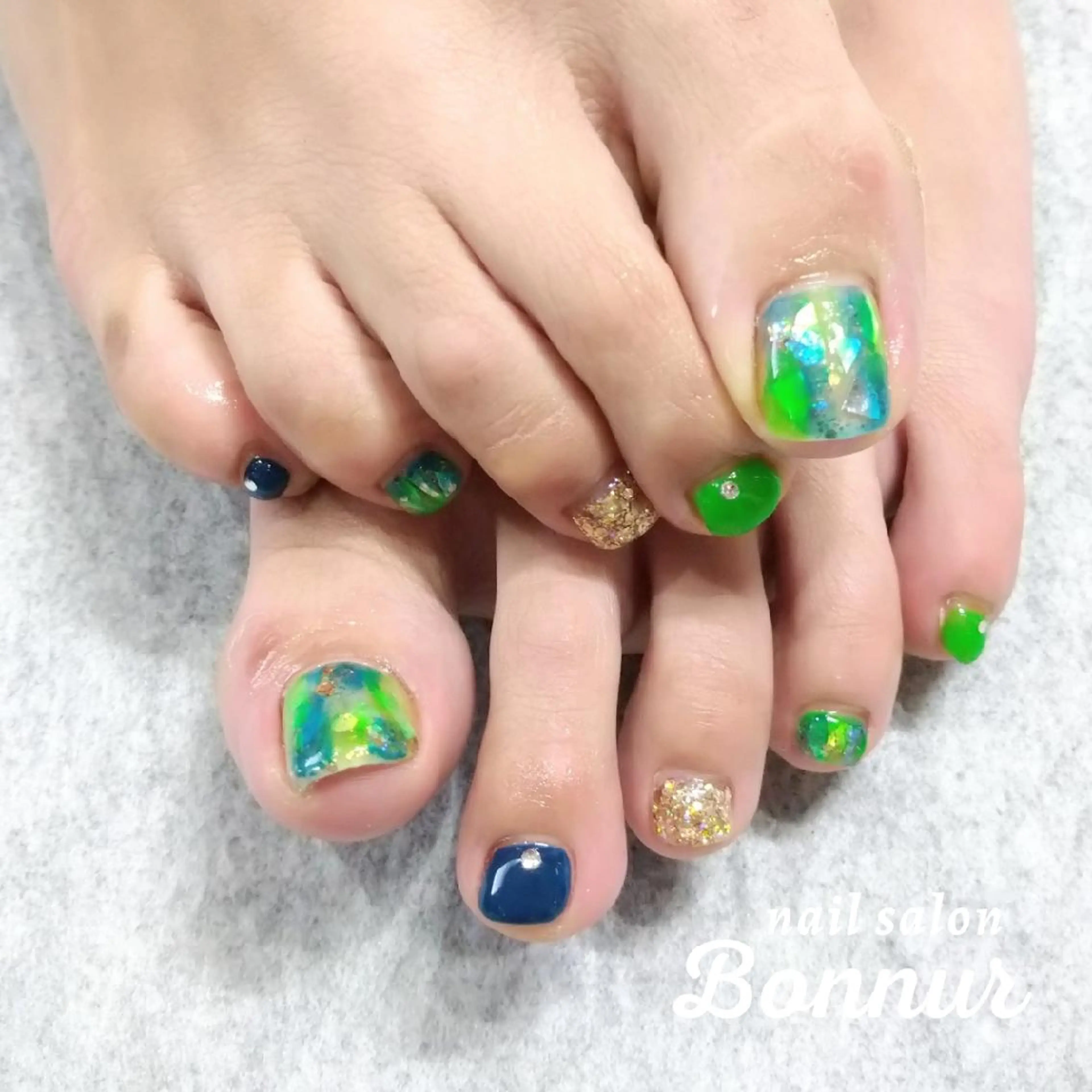 ネイル アートネイル フットネイル RuHE （BB nail)のネイルデザイン