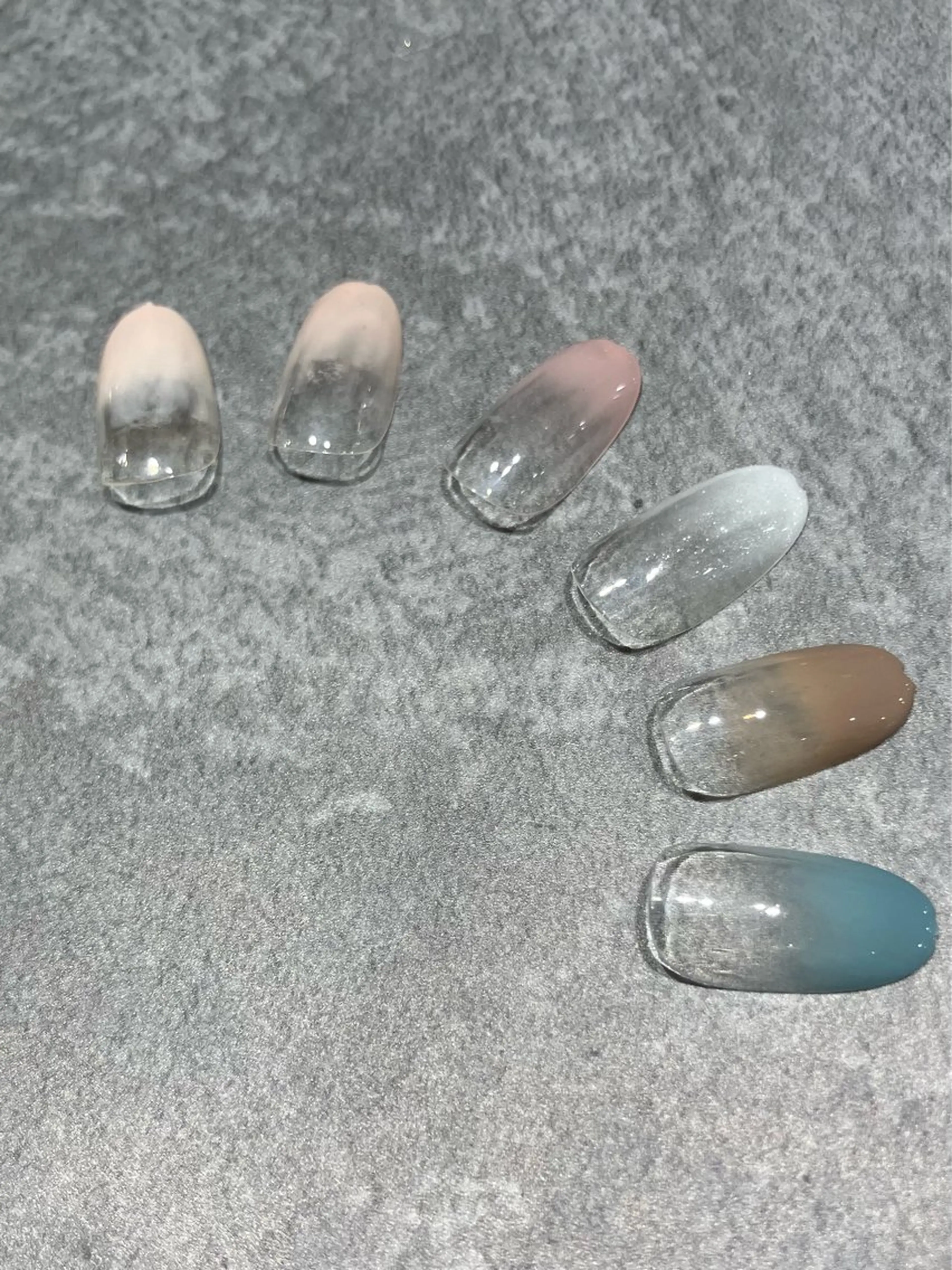 【カラーグラデーション 練習モデル】の写真