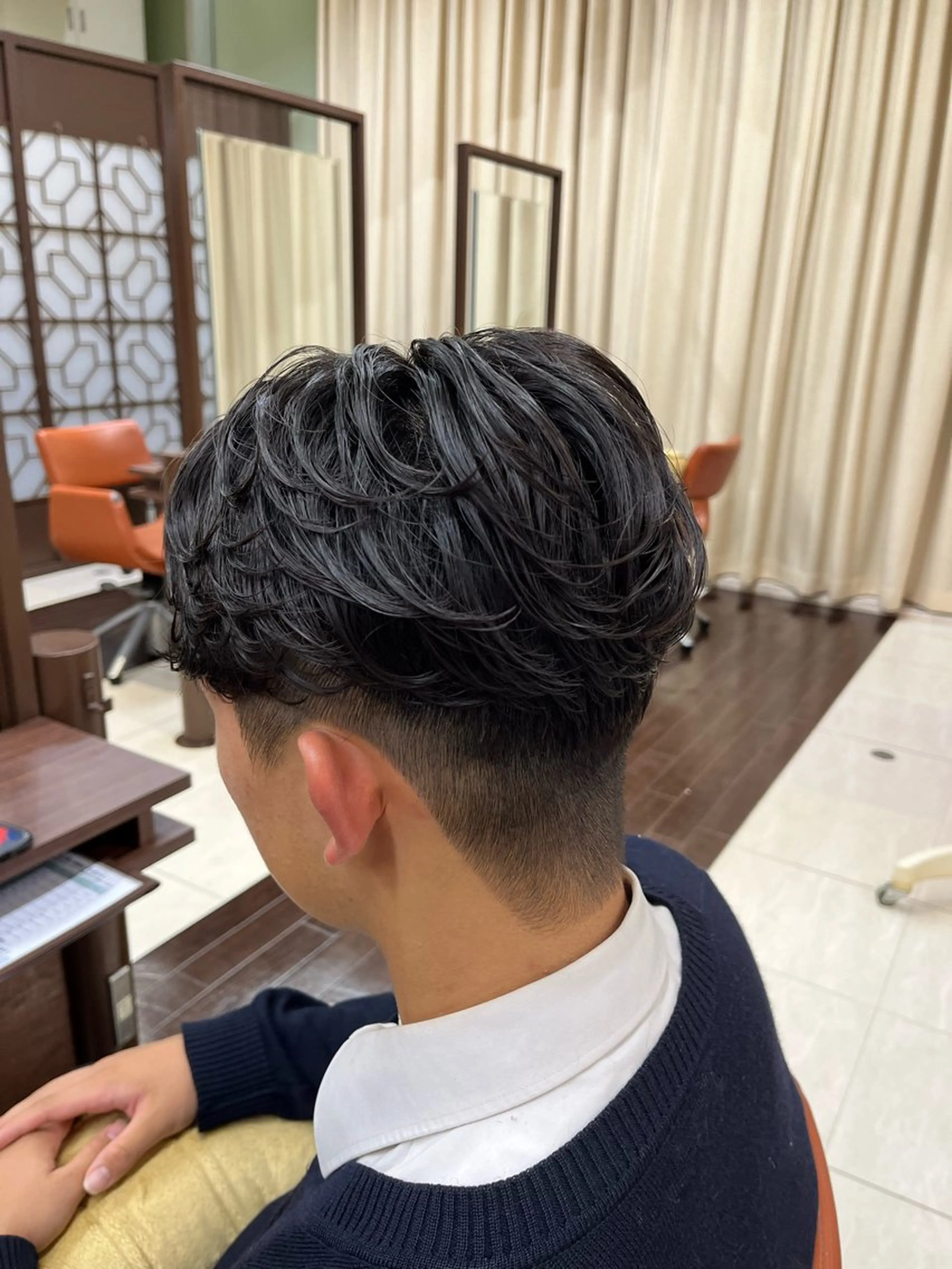 ショート パーマ メンズ センターパート メンズパーマ ニュアンスパーマ AROH  men's cut&men's perm 船橋店所属・🧊メンズ特化🧊 高木航希のヘアスタイル