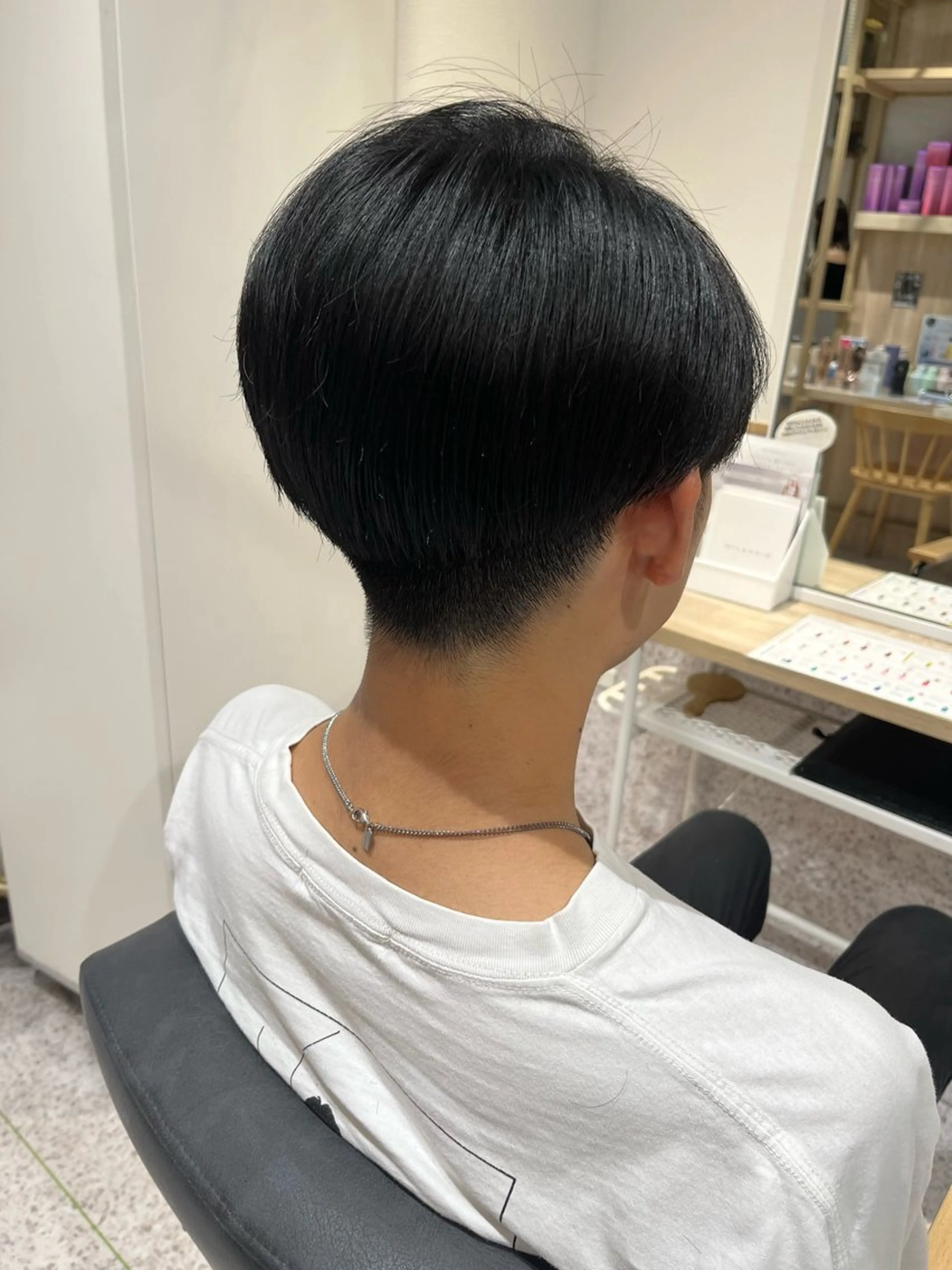 メンズ マッシュ 刈り上げ カット 髪質改善&艶カラー/ ほんだあみ (♡)のヘアスタイル