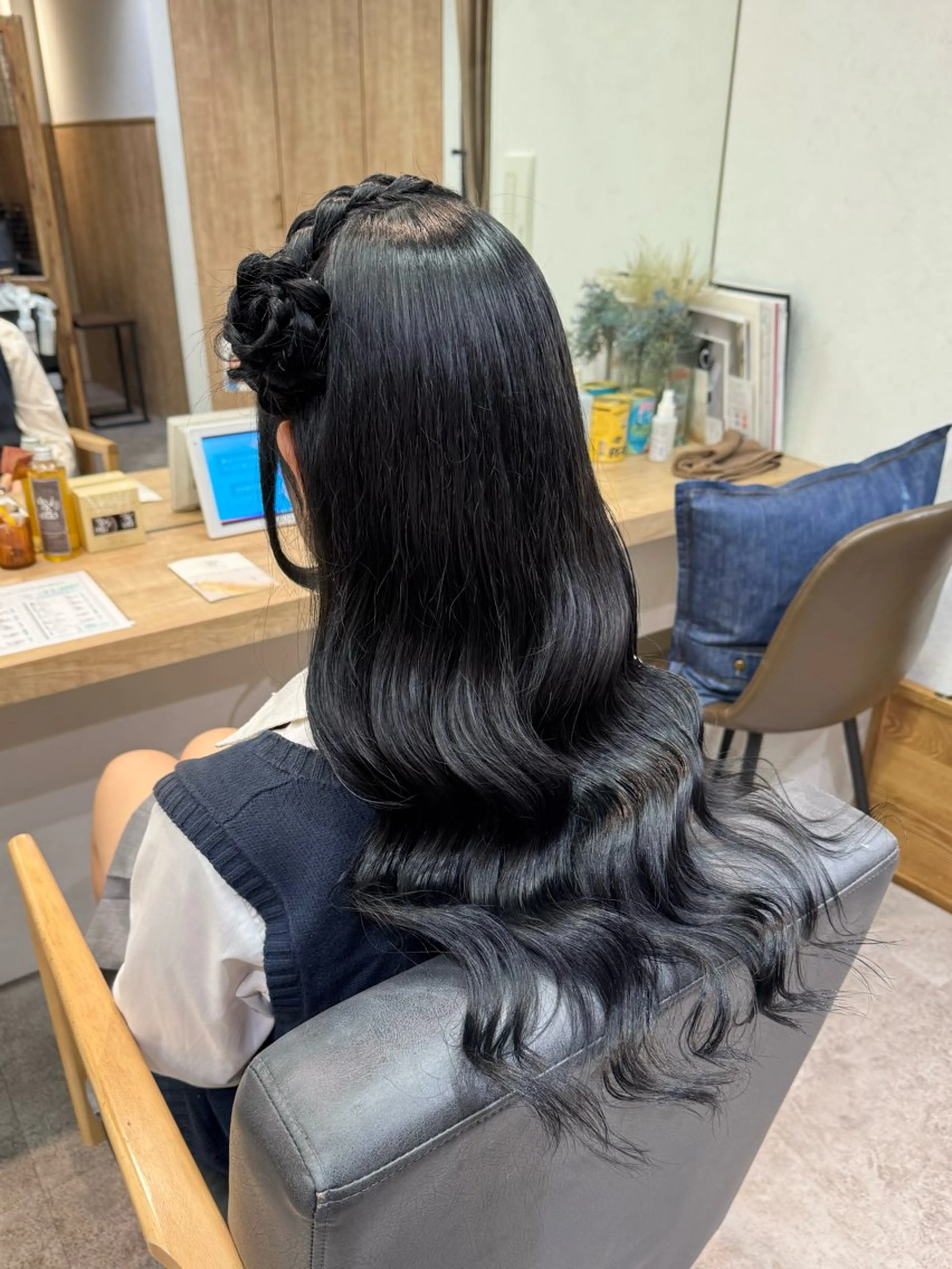 ロング ヘアアレンジ ロング ヘアセット 縮毛矯正/艶暖色 カラー/パーマひふみのヘアスタイル