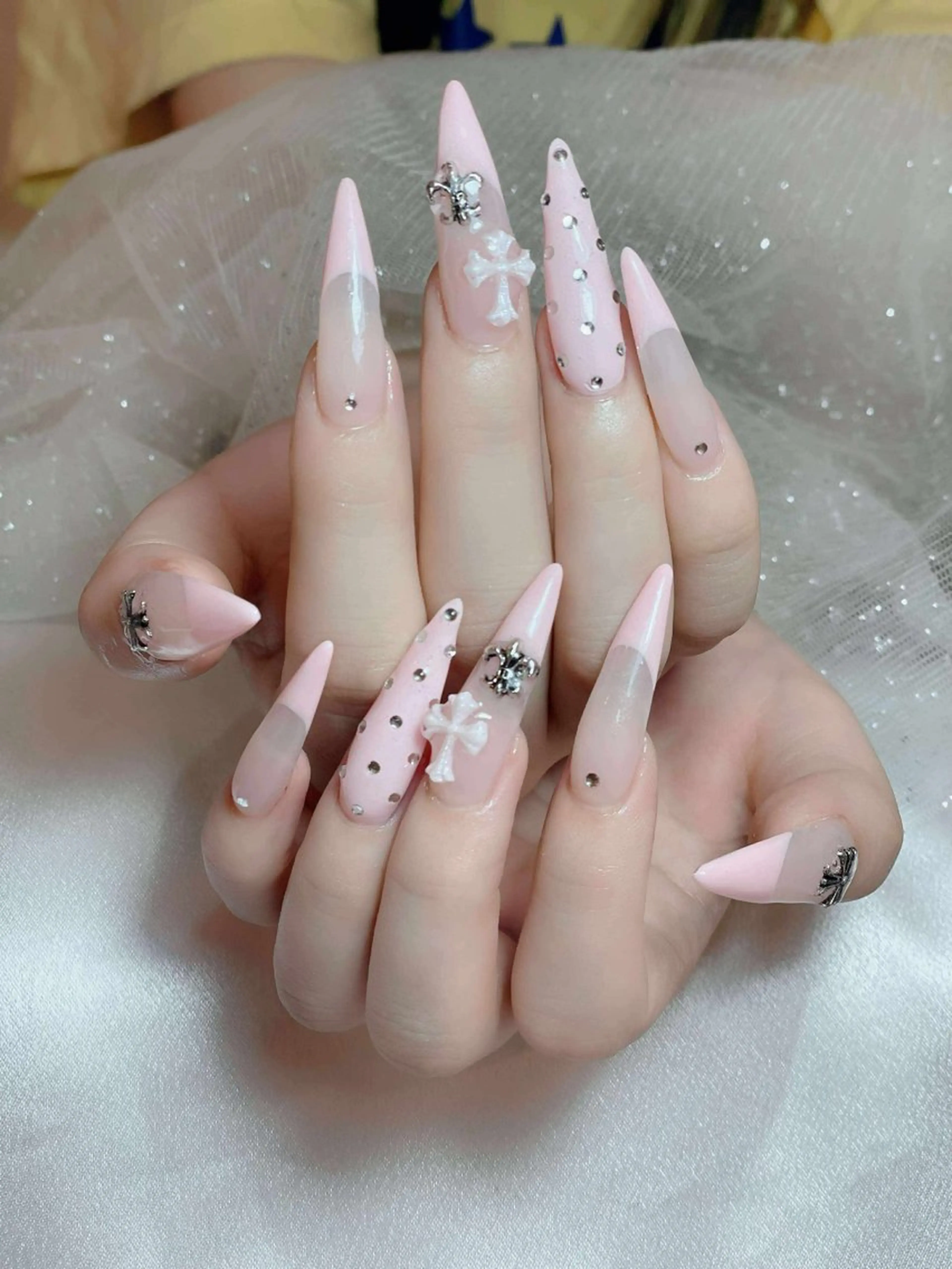 ネイル ジェルネイル スカルプネイル ハンドネイル Queen Nail Salon所属・Queen Nail Salonのネイルデザイン