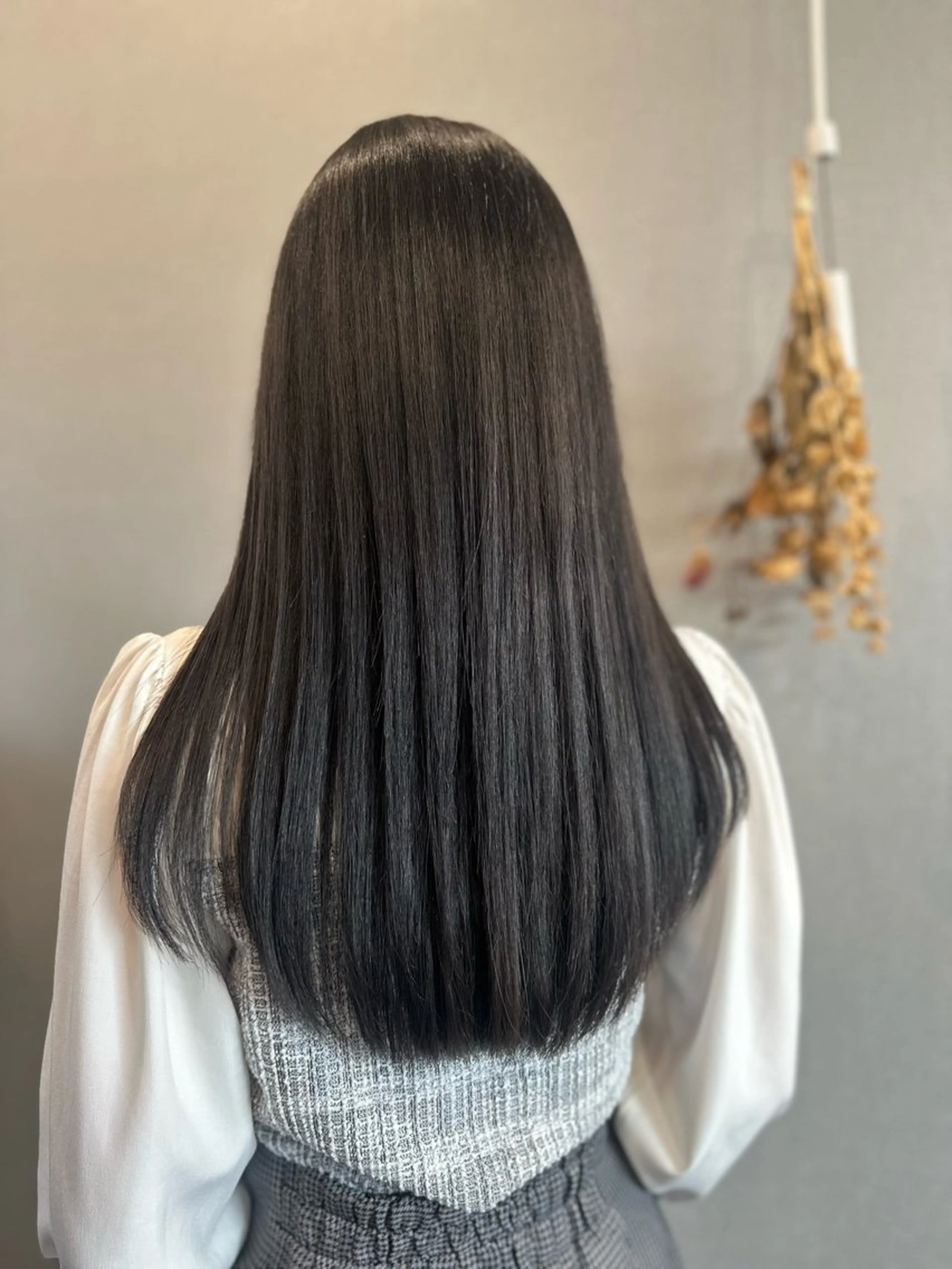 ロング カラー カット ヘアカラー トリートメント K Harukaのヘアスタイル