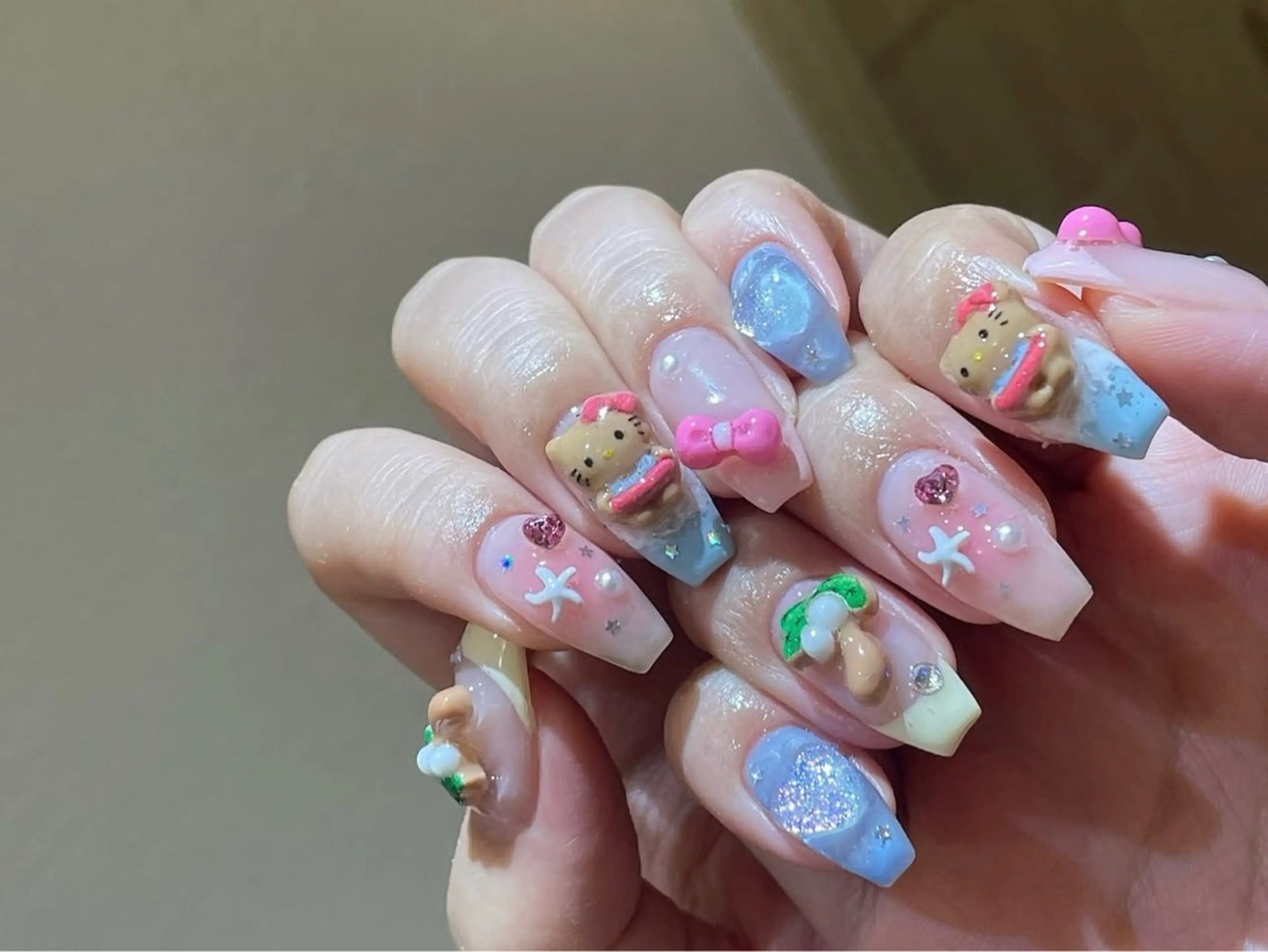 ネイル アートネイル オーロラネイル フレンチネイル ジェルネイル グラデーション Nova Nail Osakaのネイルデザイン