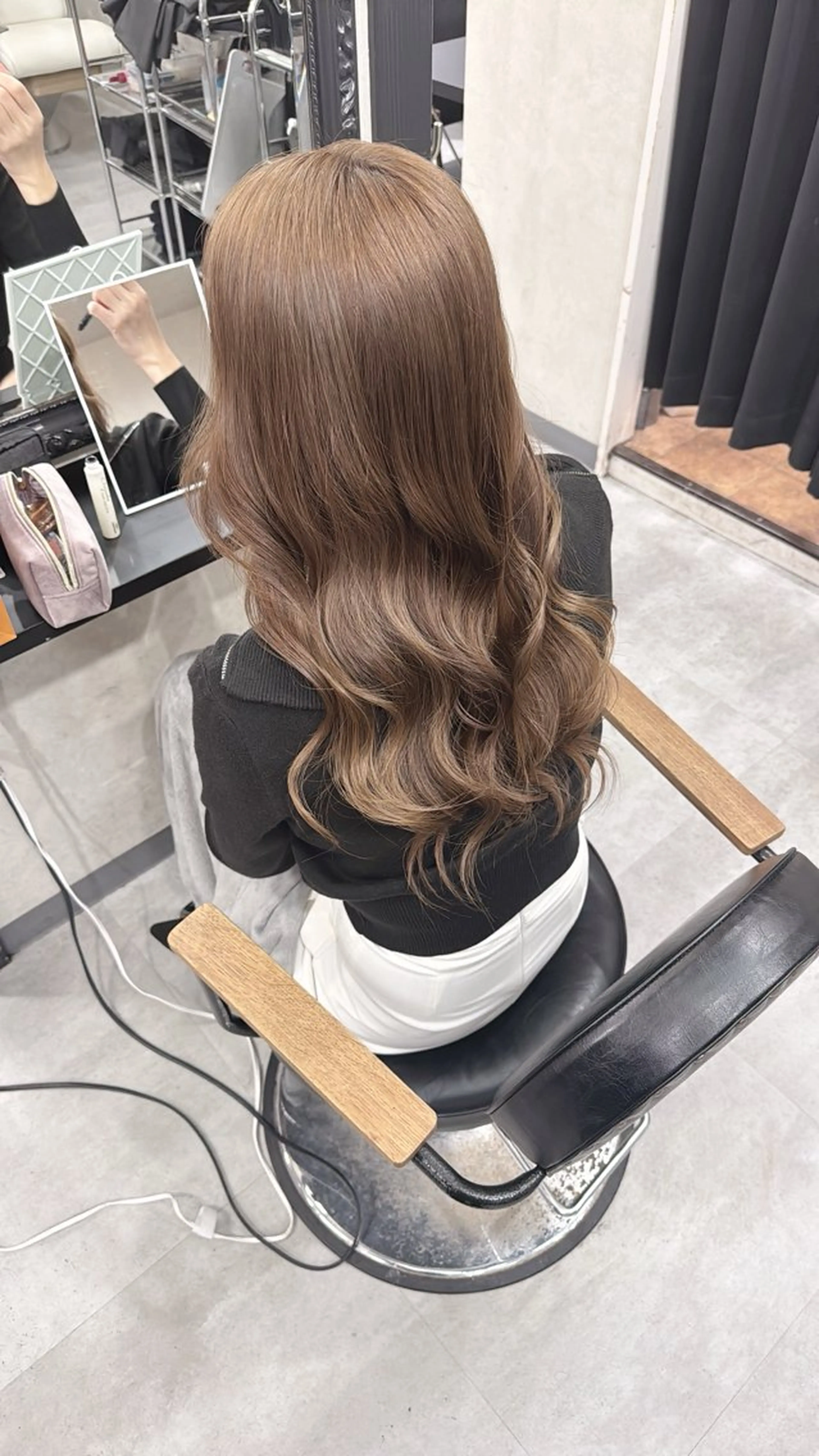 カラー 安田 愛琉のヘアスタイル