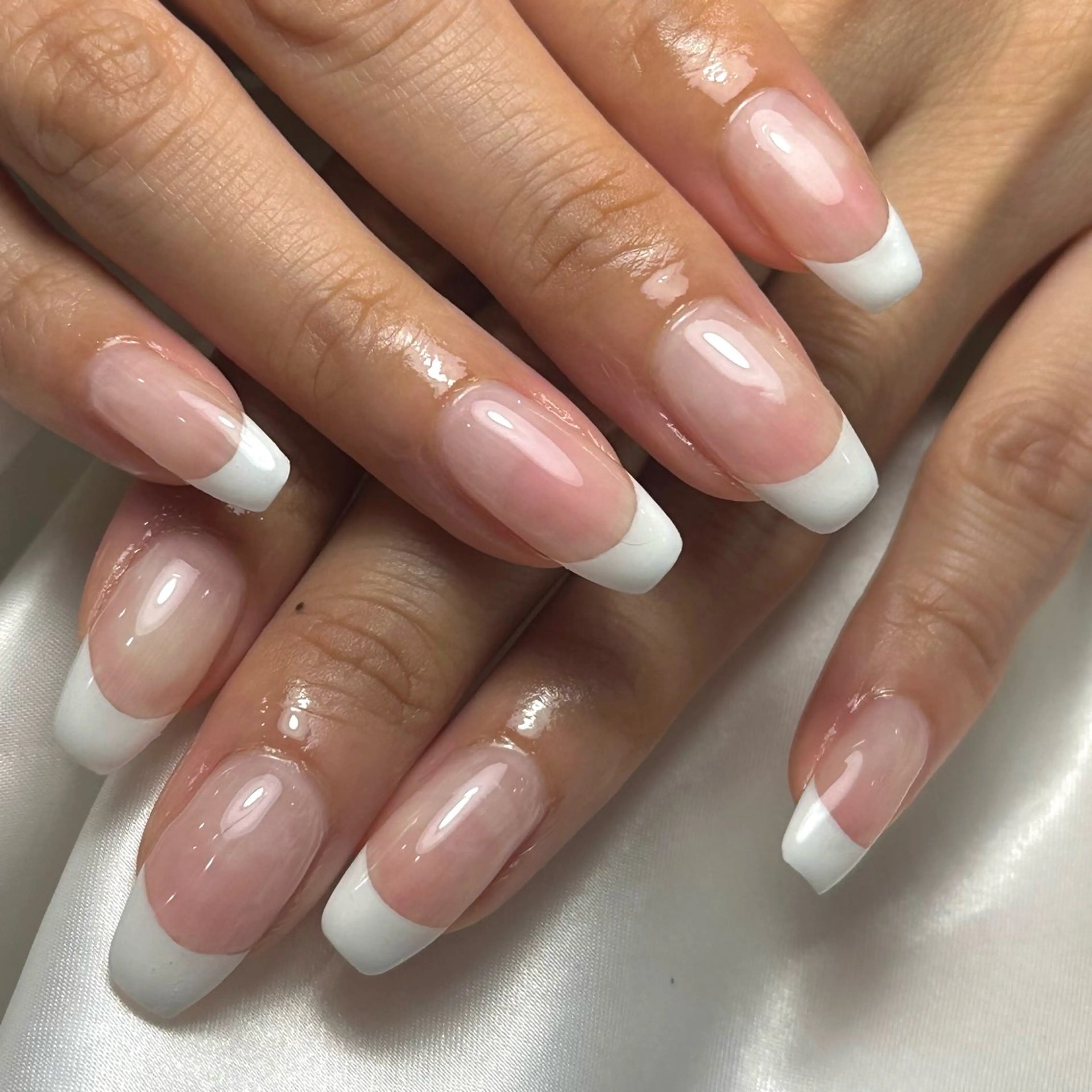 ネイル フレンチネイル Ray nail natsu🎀のネイルデザイン