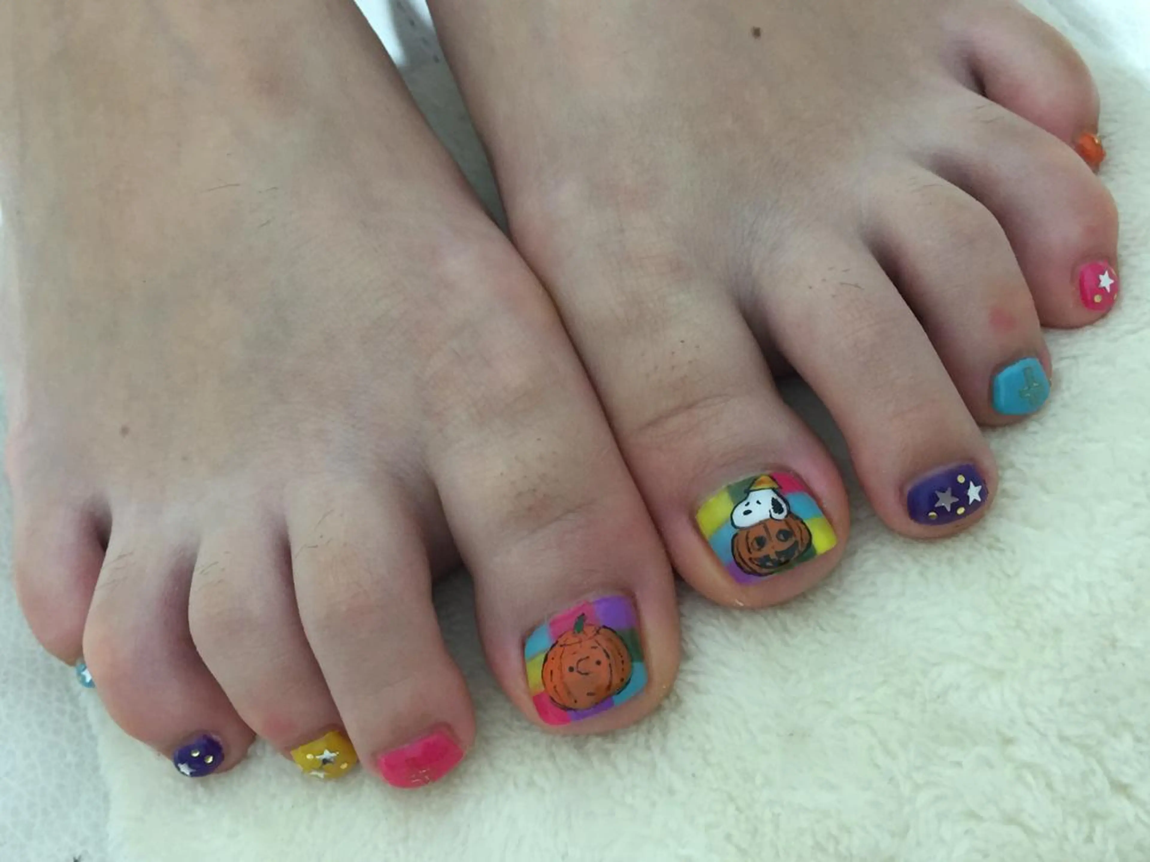 ネイル フットネイル ハロウィン nail & eyelash Sympa 新横浜所属・𝓢𝔂𝓶𝓹𝓪 𝓜iwako🐰ᩚのネイルデザイン