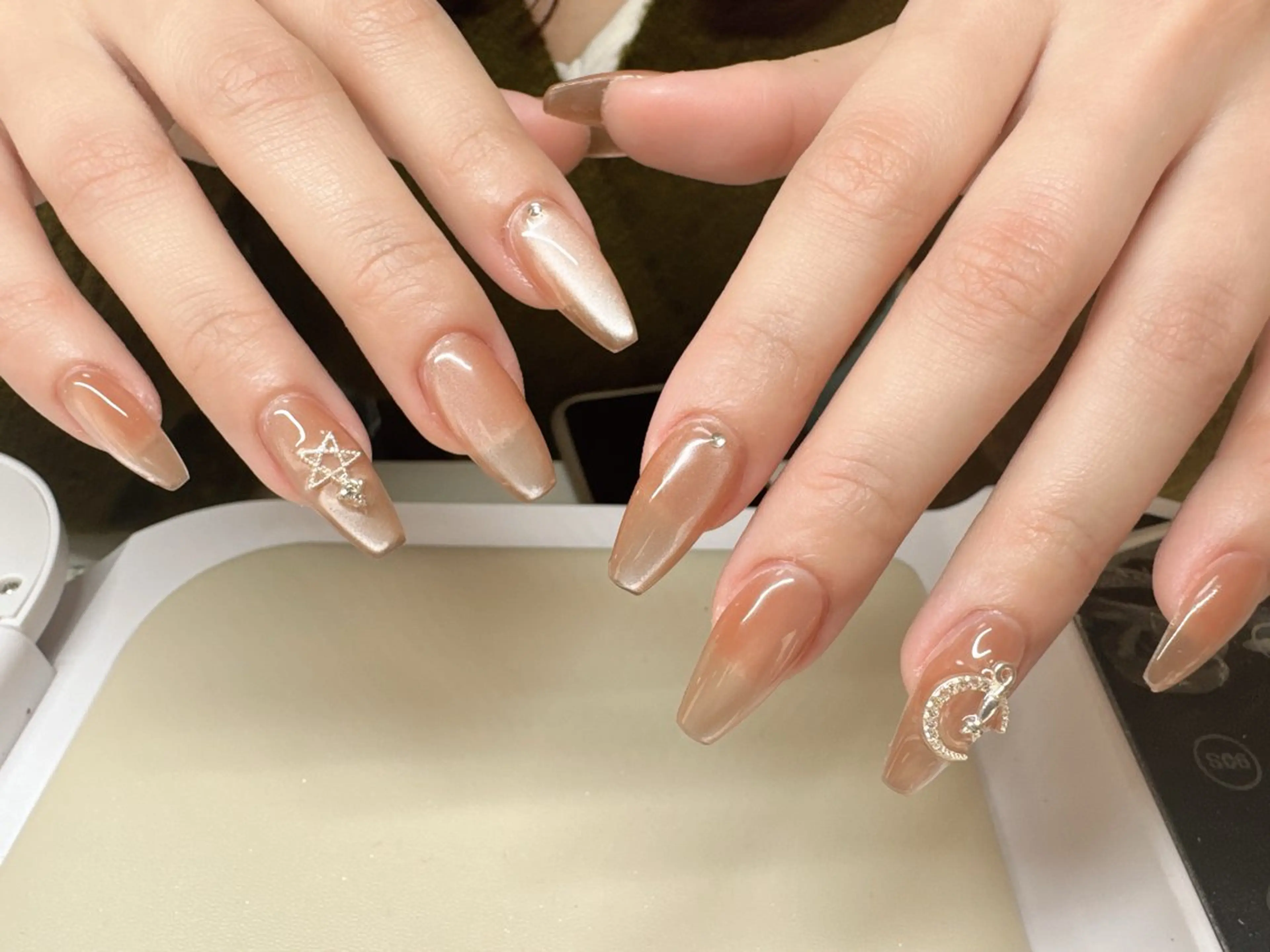 ネイル ハンドネイル Odon Beauty  nail  salon所属・ソコ ソコのネイルデザイン