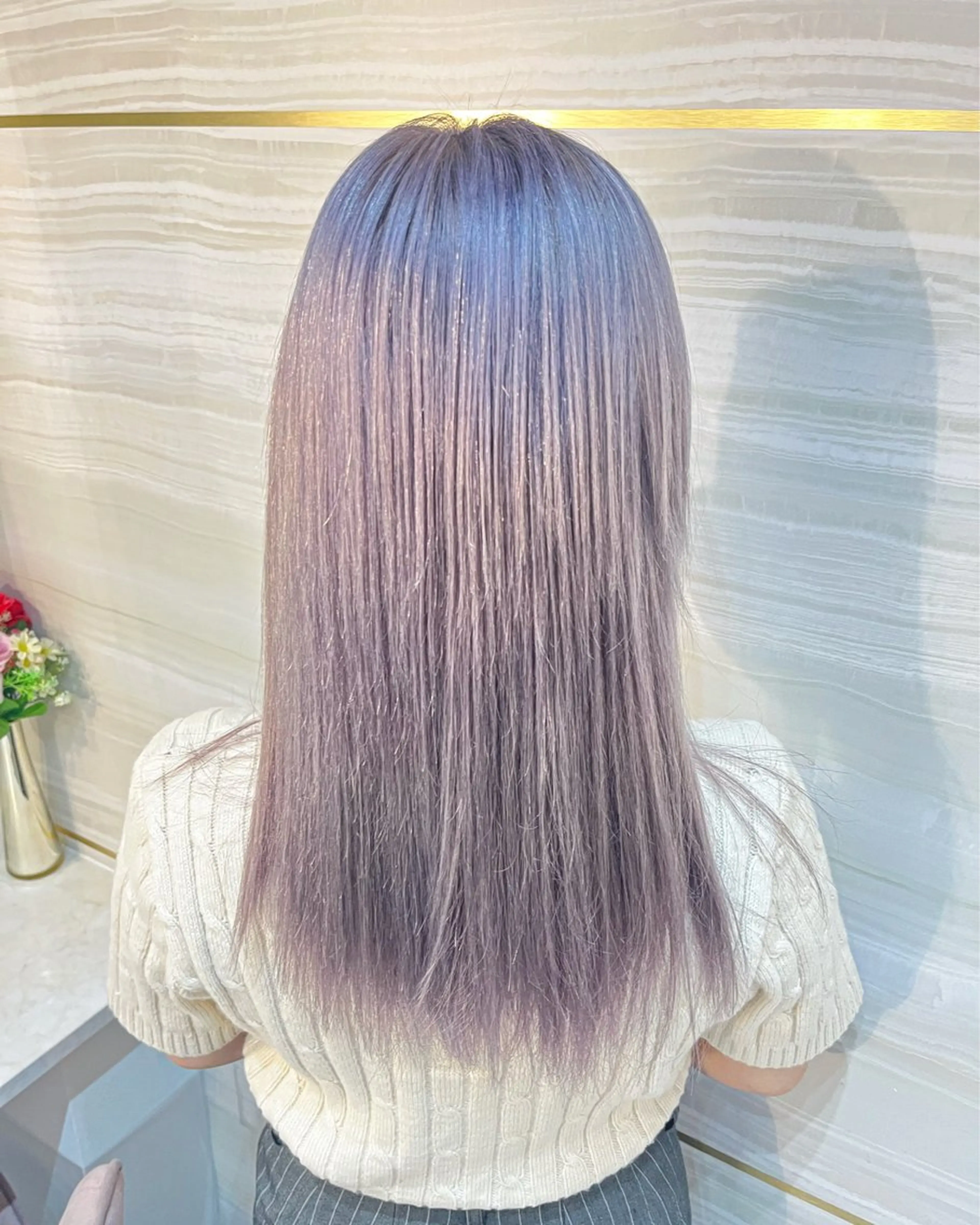 ミディアム カラー ブリーチ ブロンド ラベンダーカラー 💙Ami💙 elubylovisのヘアスタイル