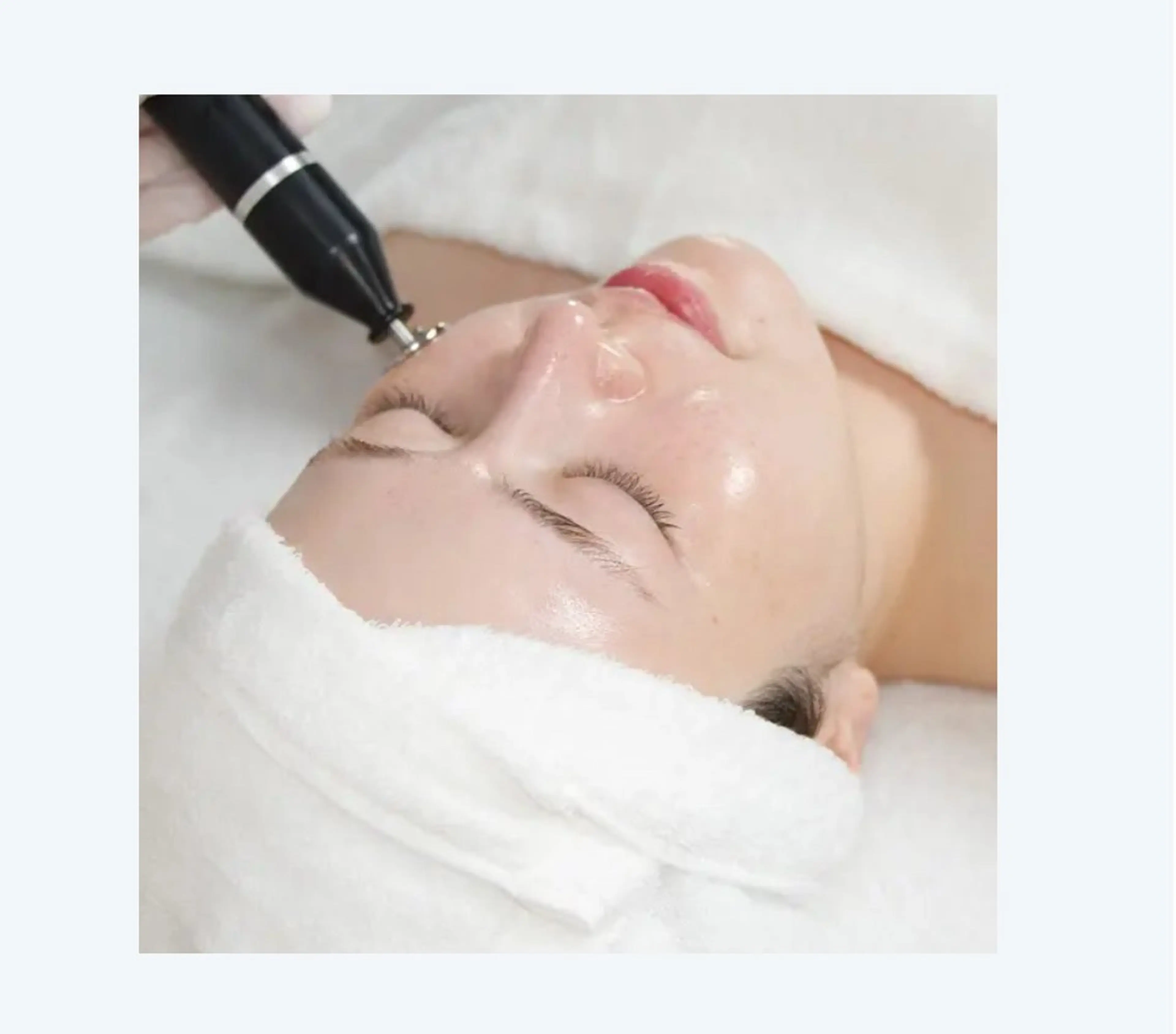 クリニックの導入レベル🫧アクアダーマ✖️ヒト幹細胞100%原液💆‍♀️で【美白×毛穴×小顔】へ🤍の写真