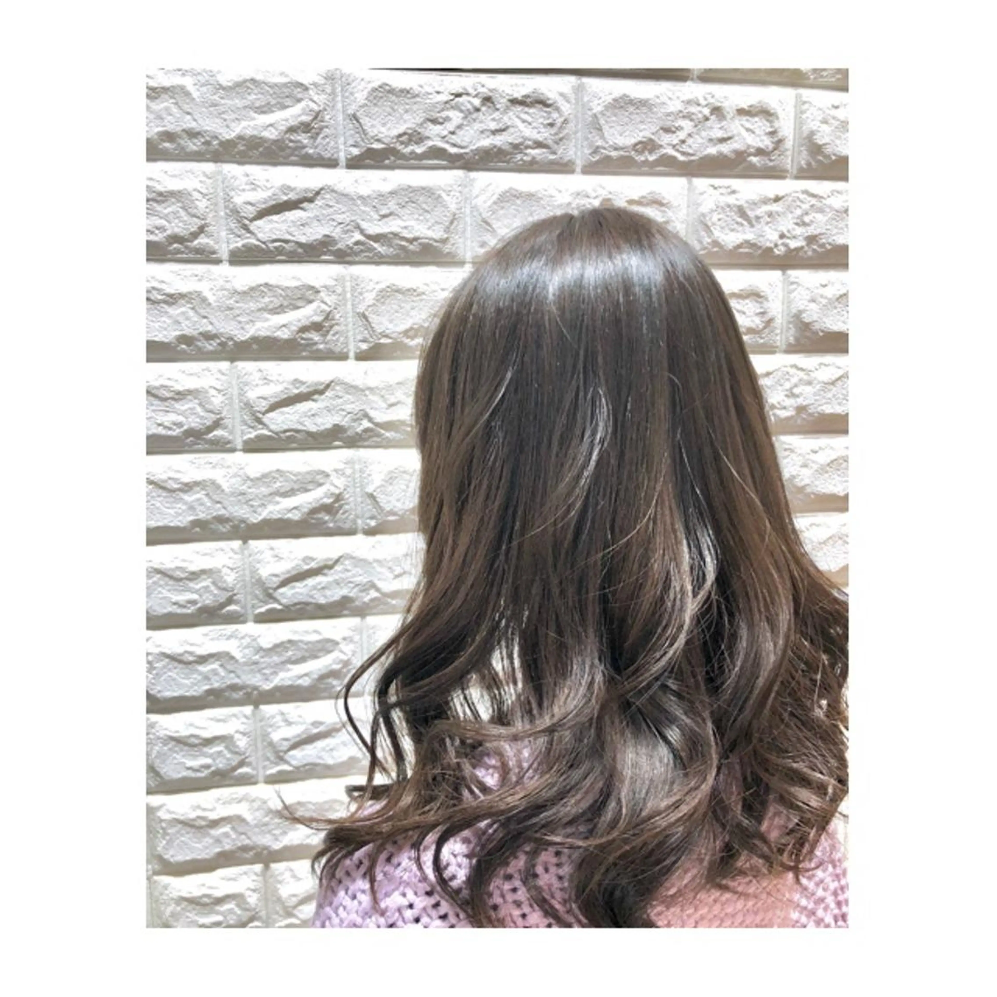 ロング カラー アッシュ ベージュカラー ヘアカラー トリートメント NAKAMURA 🦋のヘアスタイル
