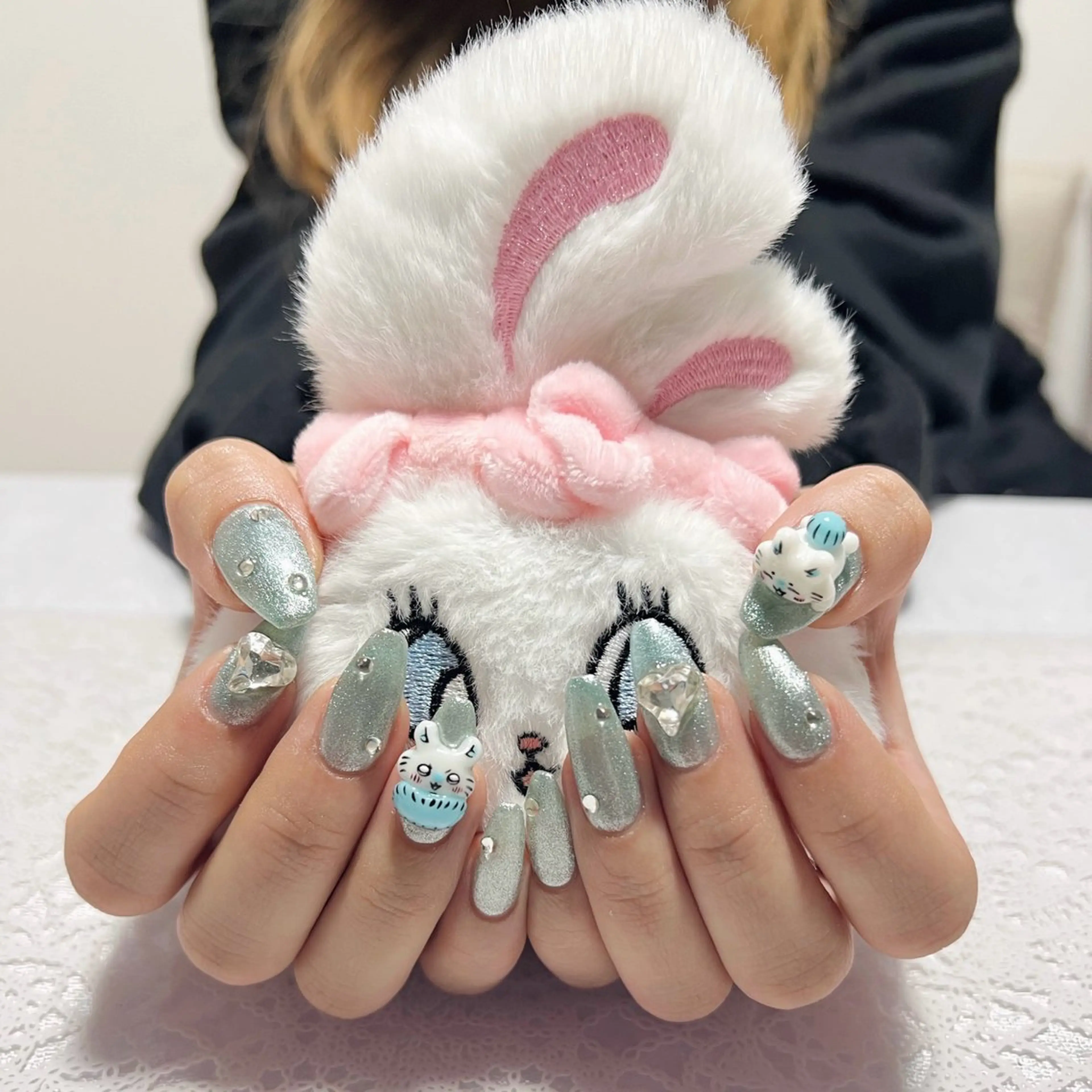 セミロング ハンドネイル angel nailのエステ・リラクイメージ