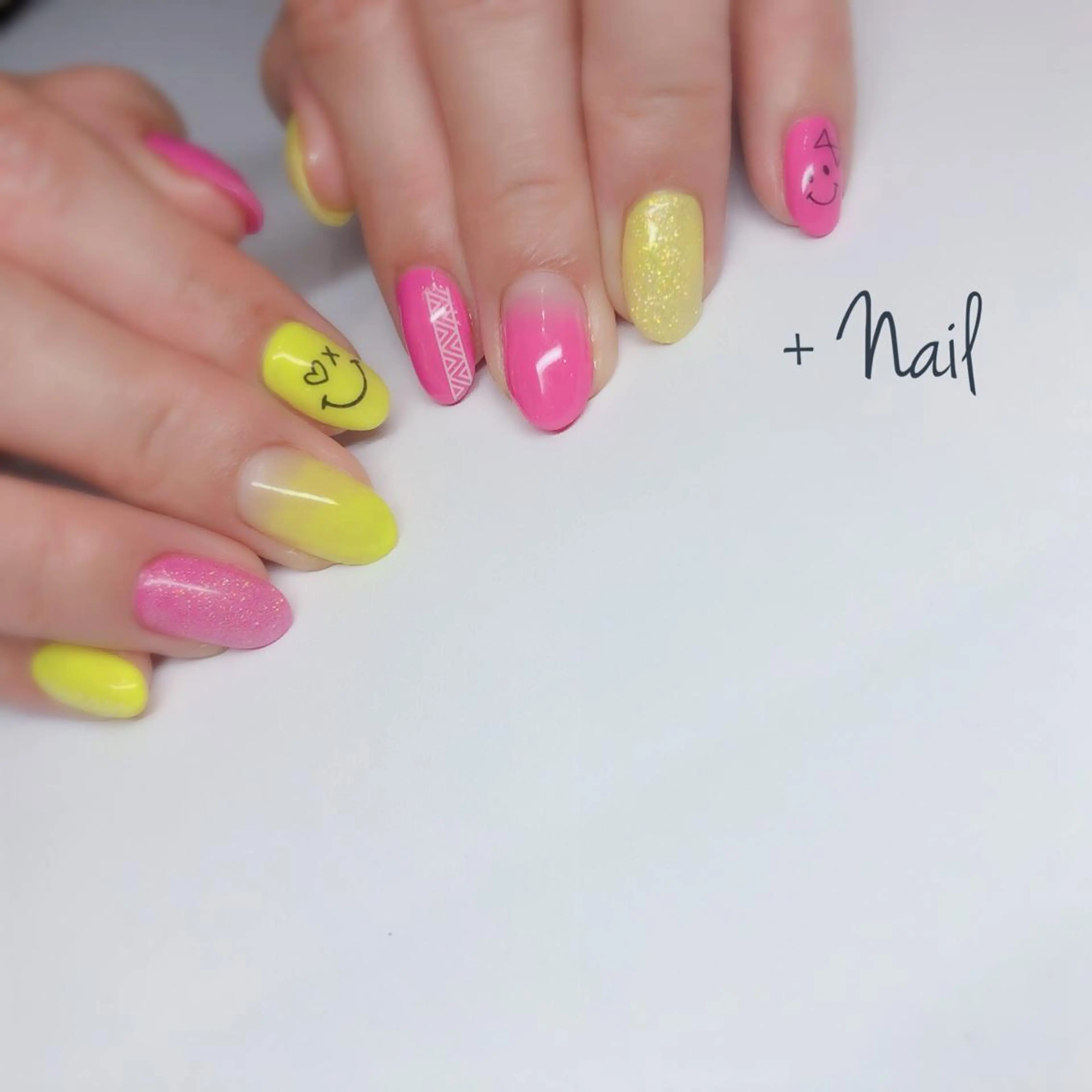 ネイル Aim* 深爪・自爪育成専門店のネイルデザイン