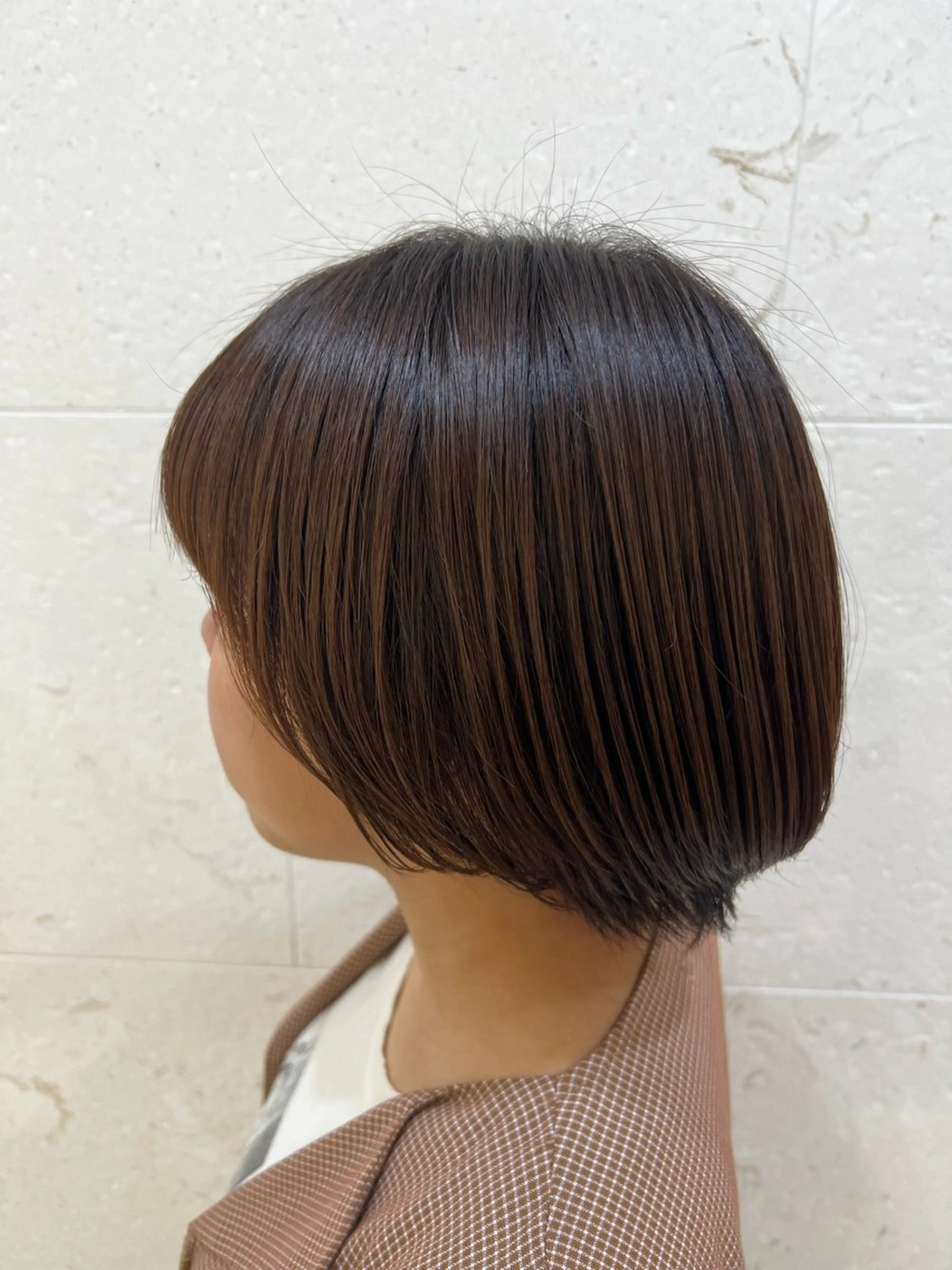 ショート カラー ヘアカラー 鈴木 愛華のヘアスタイル