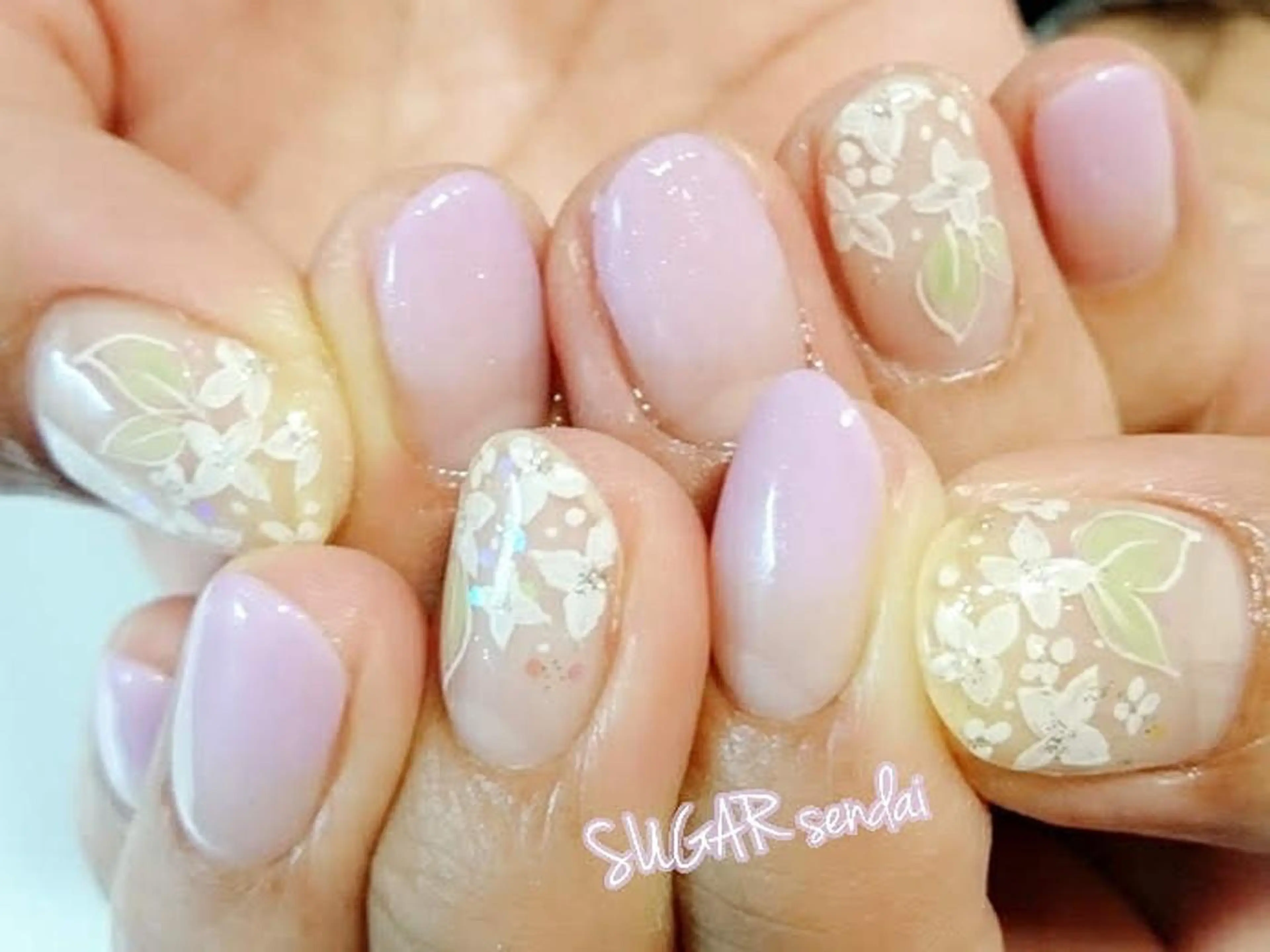 ネイル SUGAR sendai Nail所属・鈴木 ゆかりのネイルデザイン