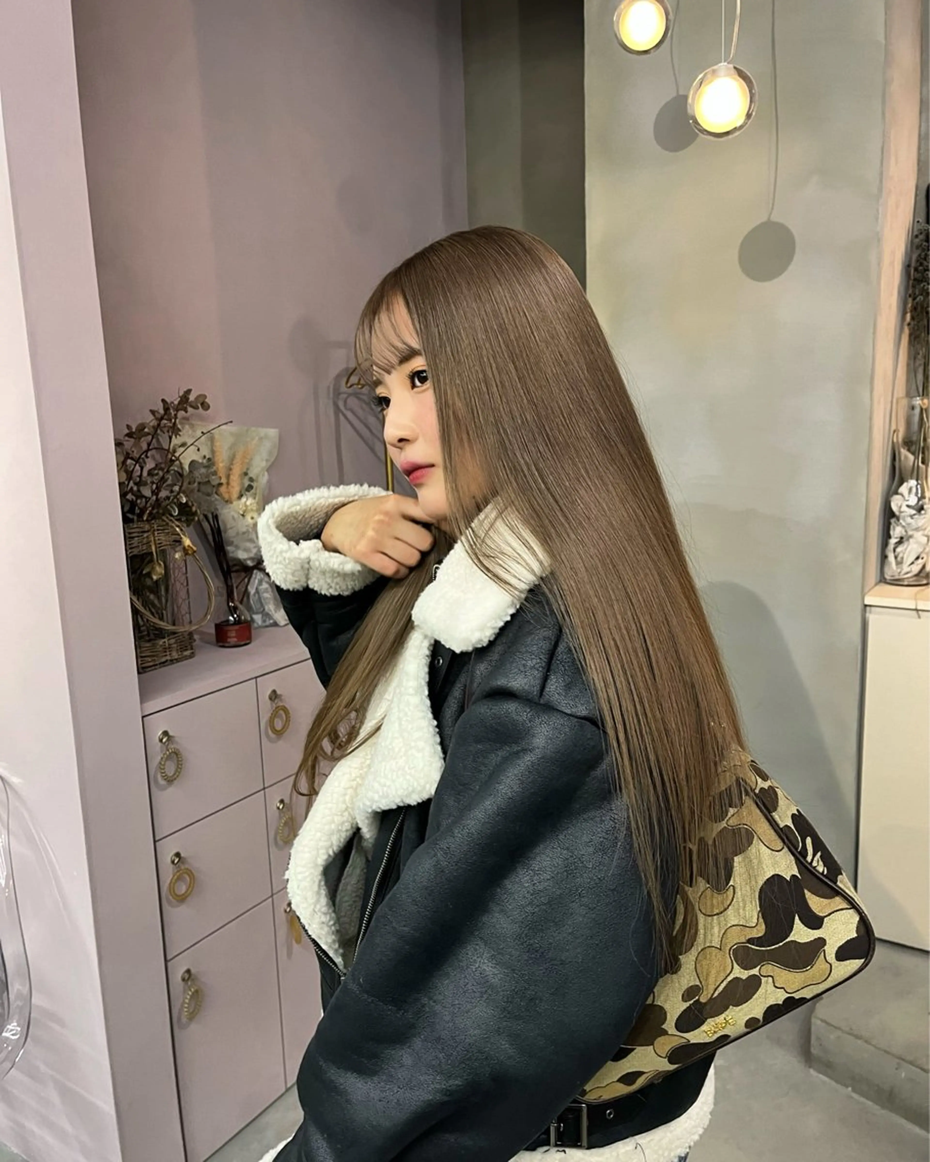 ロング カラー ブリーチ 透明感カラー qulim所属・櫻井 はるなのヘアスタイル