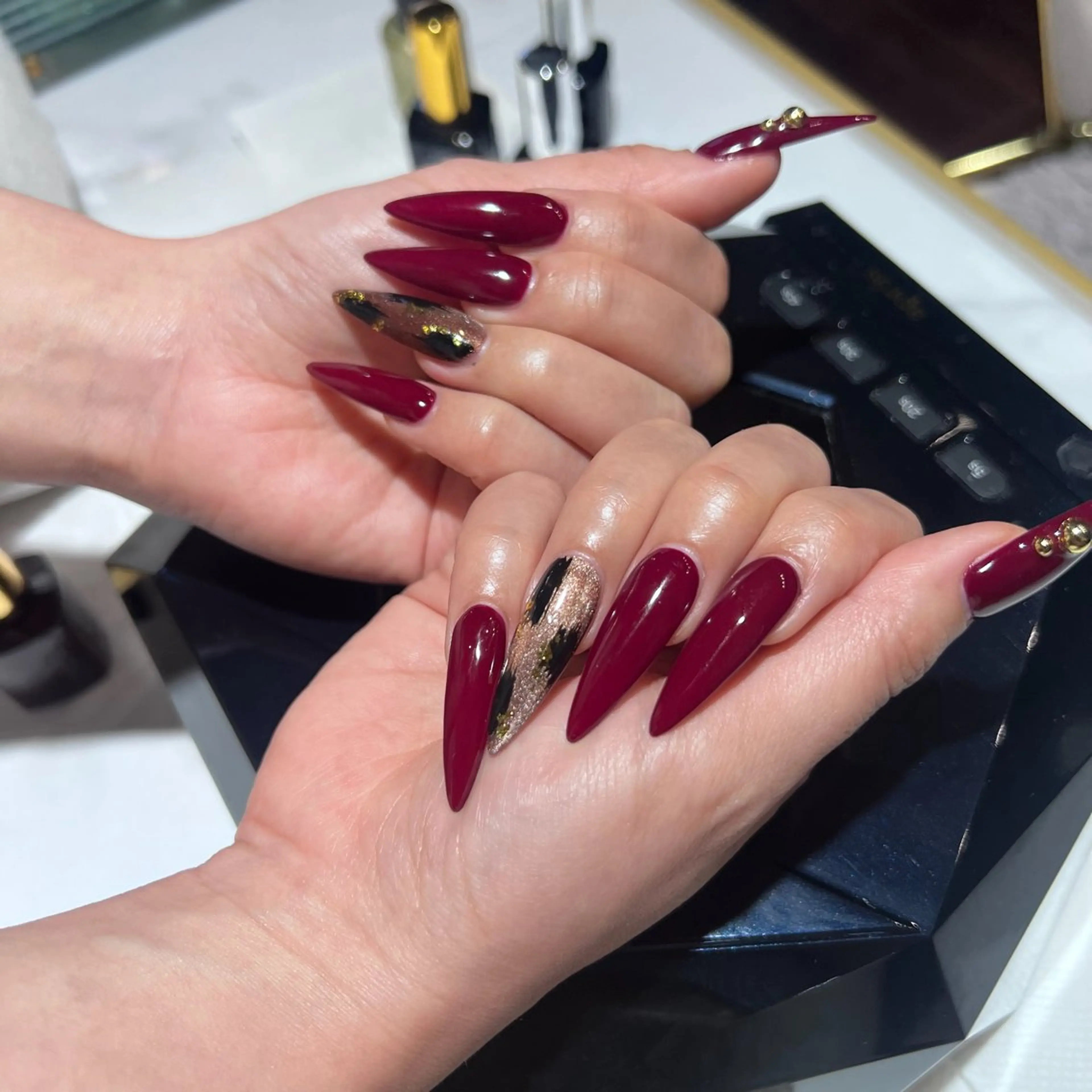 ネイル アートネイル ボルドー AURORA eyelash&nail salon アメ村店所属・🌏AURORA | RiRi🪐のネイルデザイン