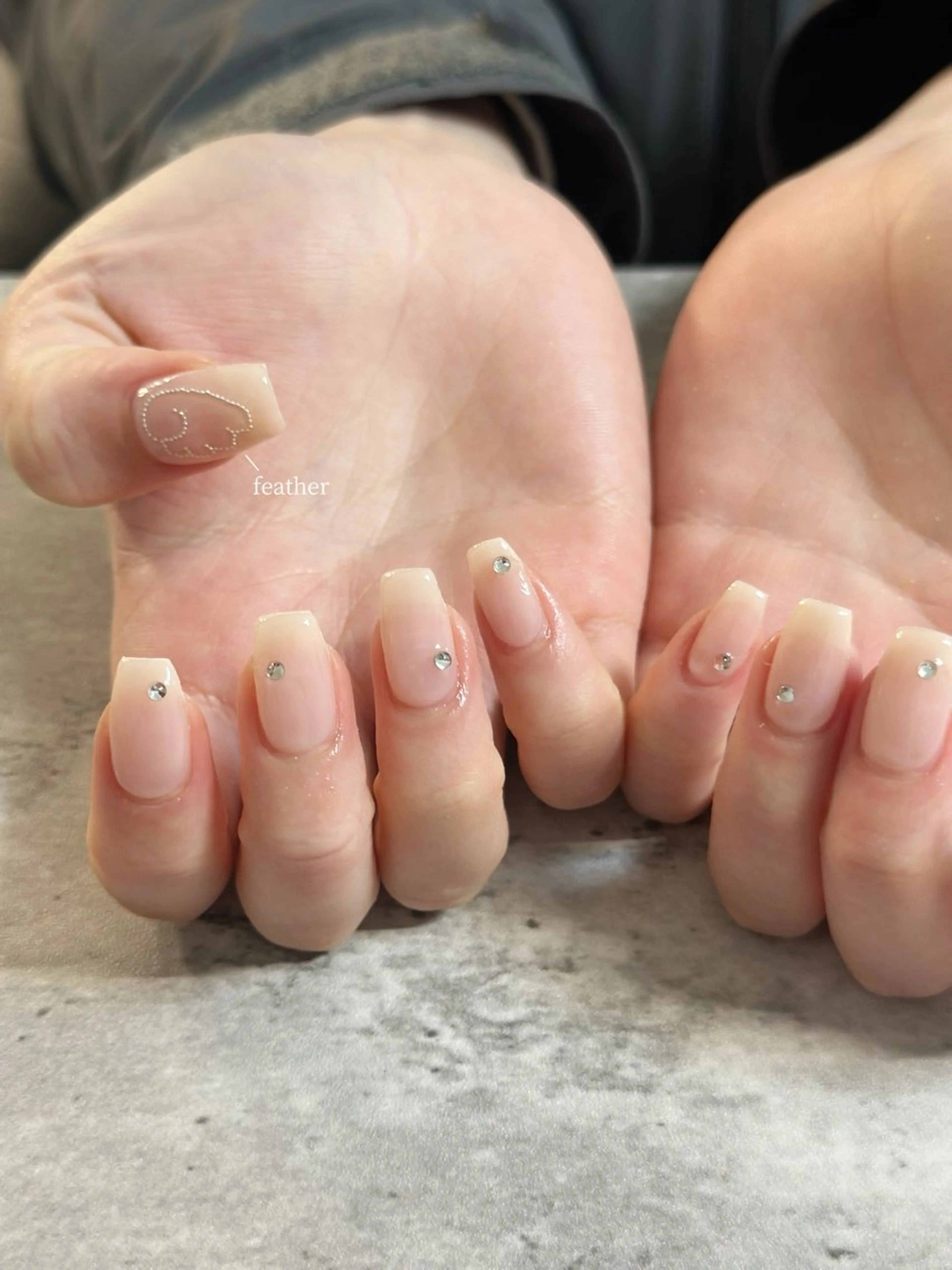 ネイル ハンドネイル One's Nail Roomのネイルデザイン