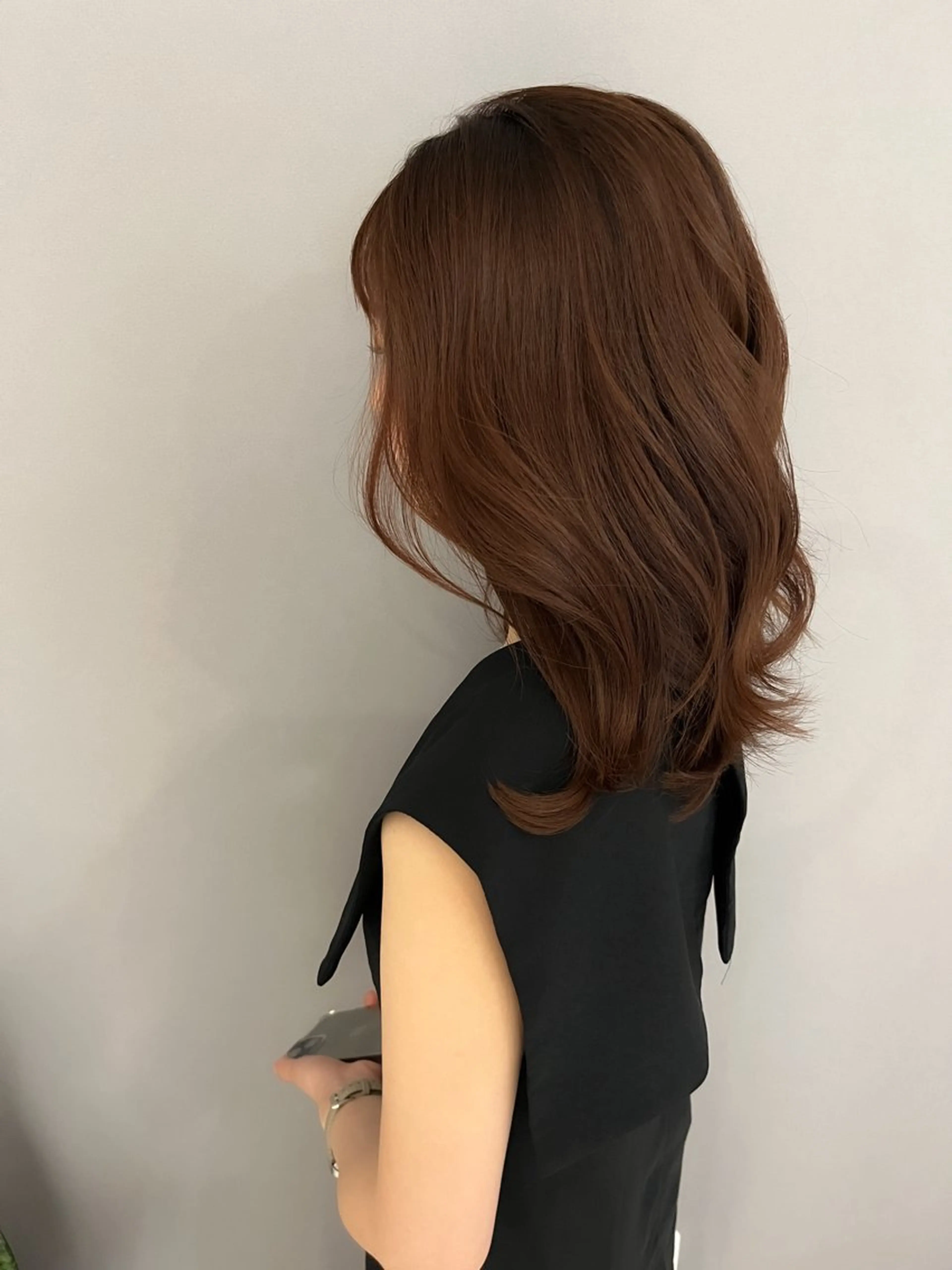 ミディアム カラー カット ヘアカラー トリートメント 坂本 理輝のヘアスタイル