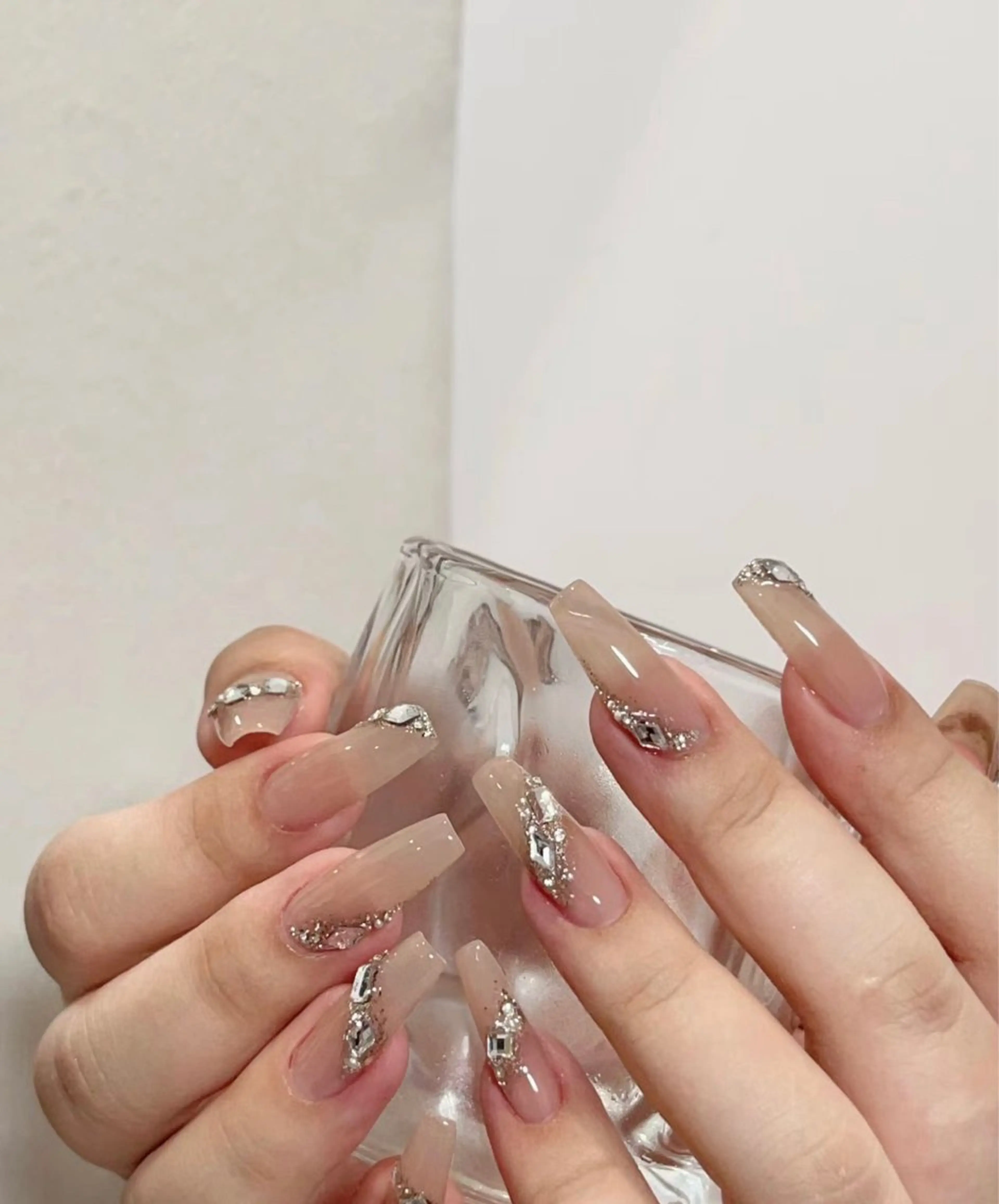 ネイル ハンドネイル ハンドケア More Glam渋谷店のネイルデザイン