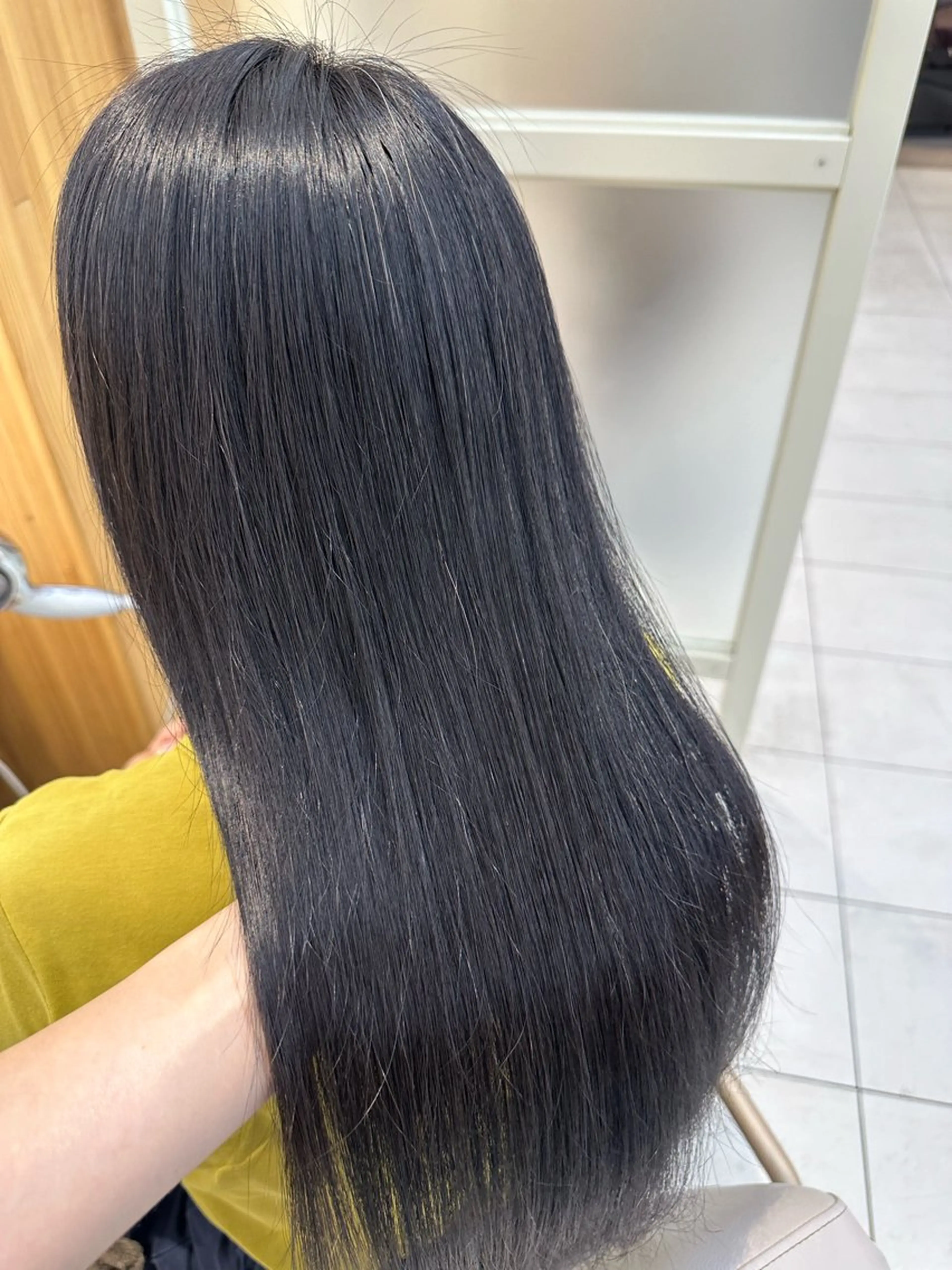 ロング oto🎀×美髪× シースルー前髪🤍のヘアスタイル