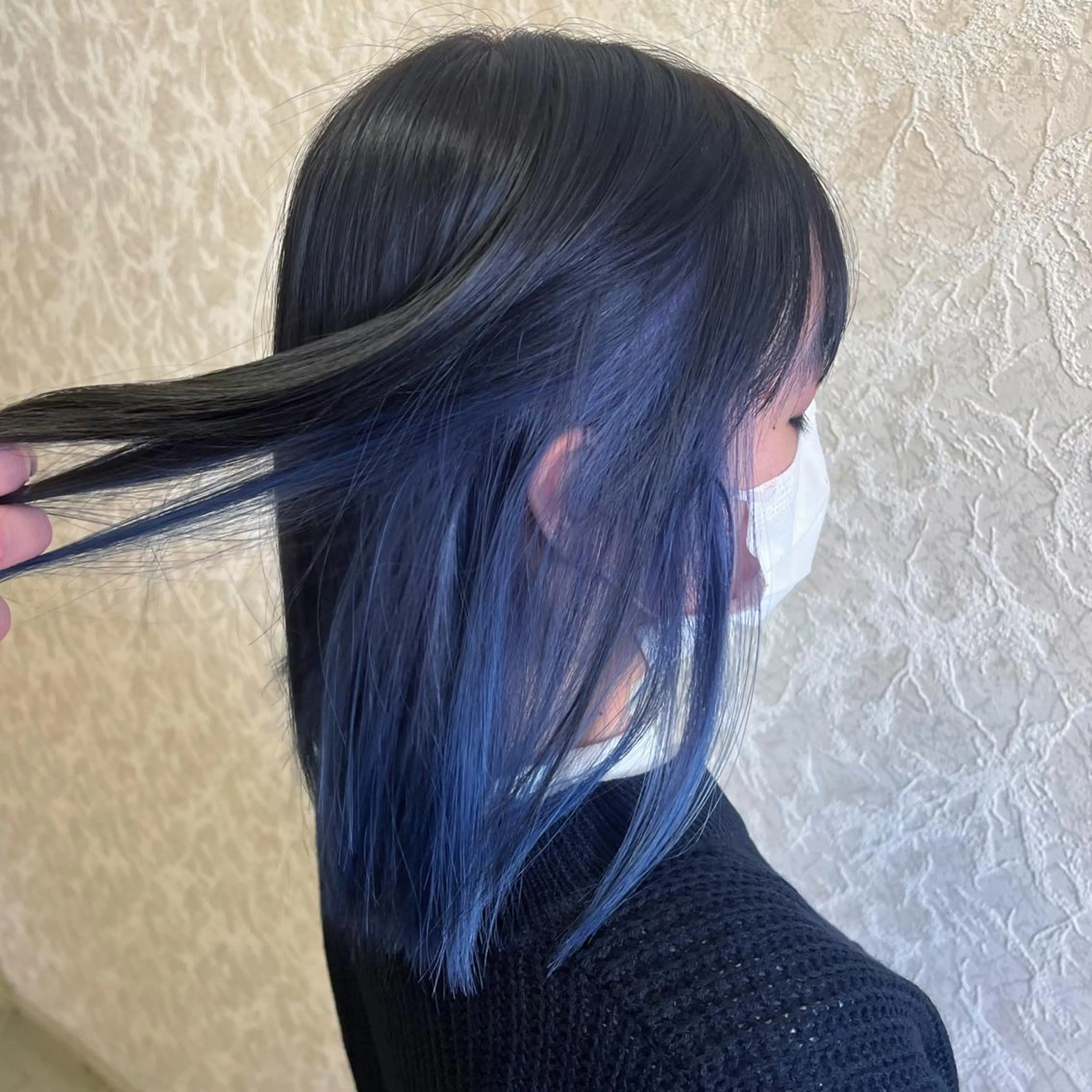 セミロング カラー ブリーチ ブルーカラー ブルージュ ケアブリーチ 透明感カラー カット ヘアカラー トリートメント ブリーチ/髪質改善/ レイヤー/YUTO‎のヘアスタイル