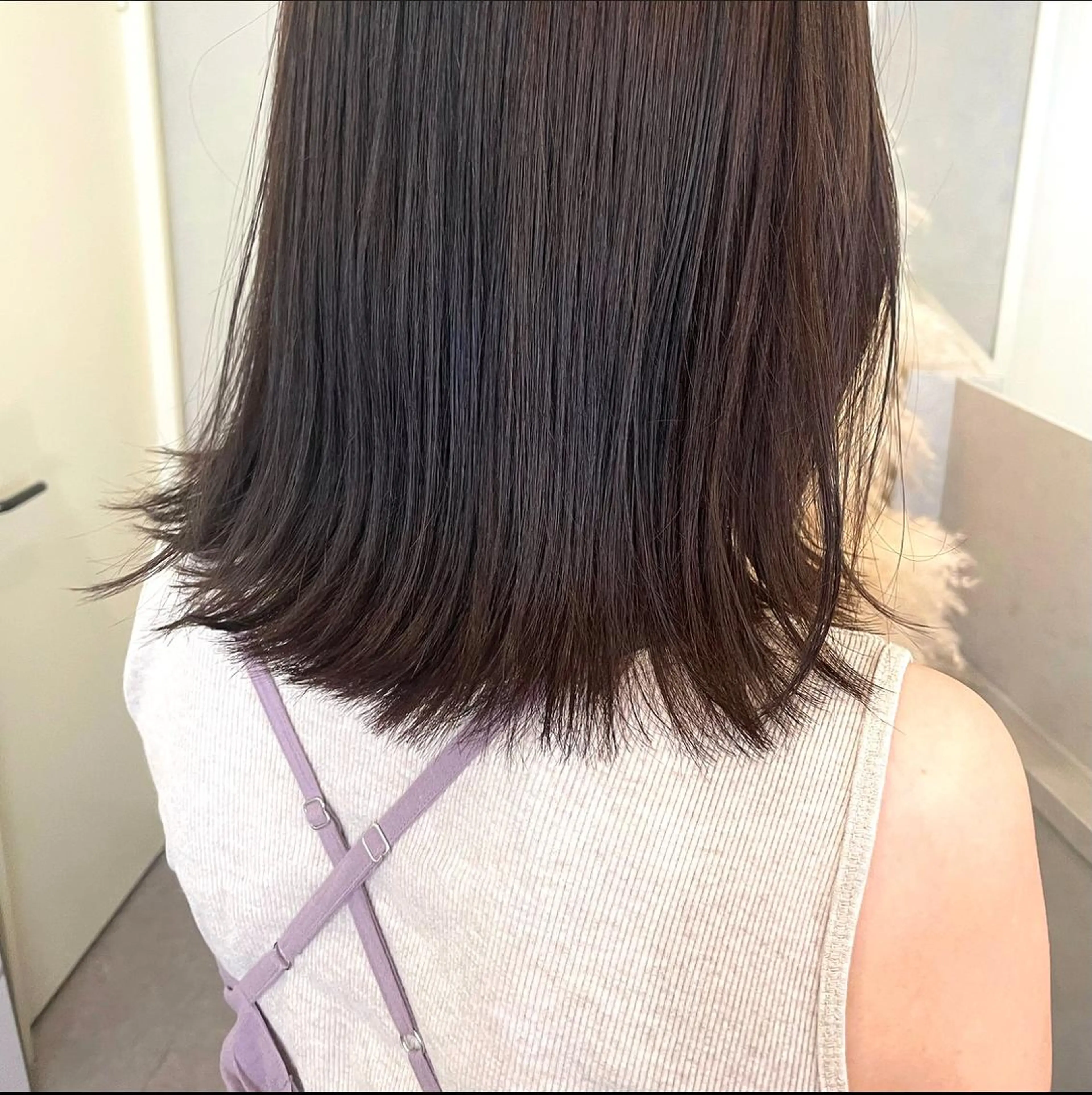 ミディアム カラー ブリーチ 透明感カラー グレージュ ラベンダーカラー ラベンダーグレージュ Anytime所属・はるか 💐 お悩み改善美容師のヘアスタイル