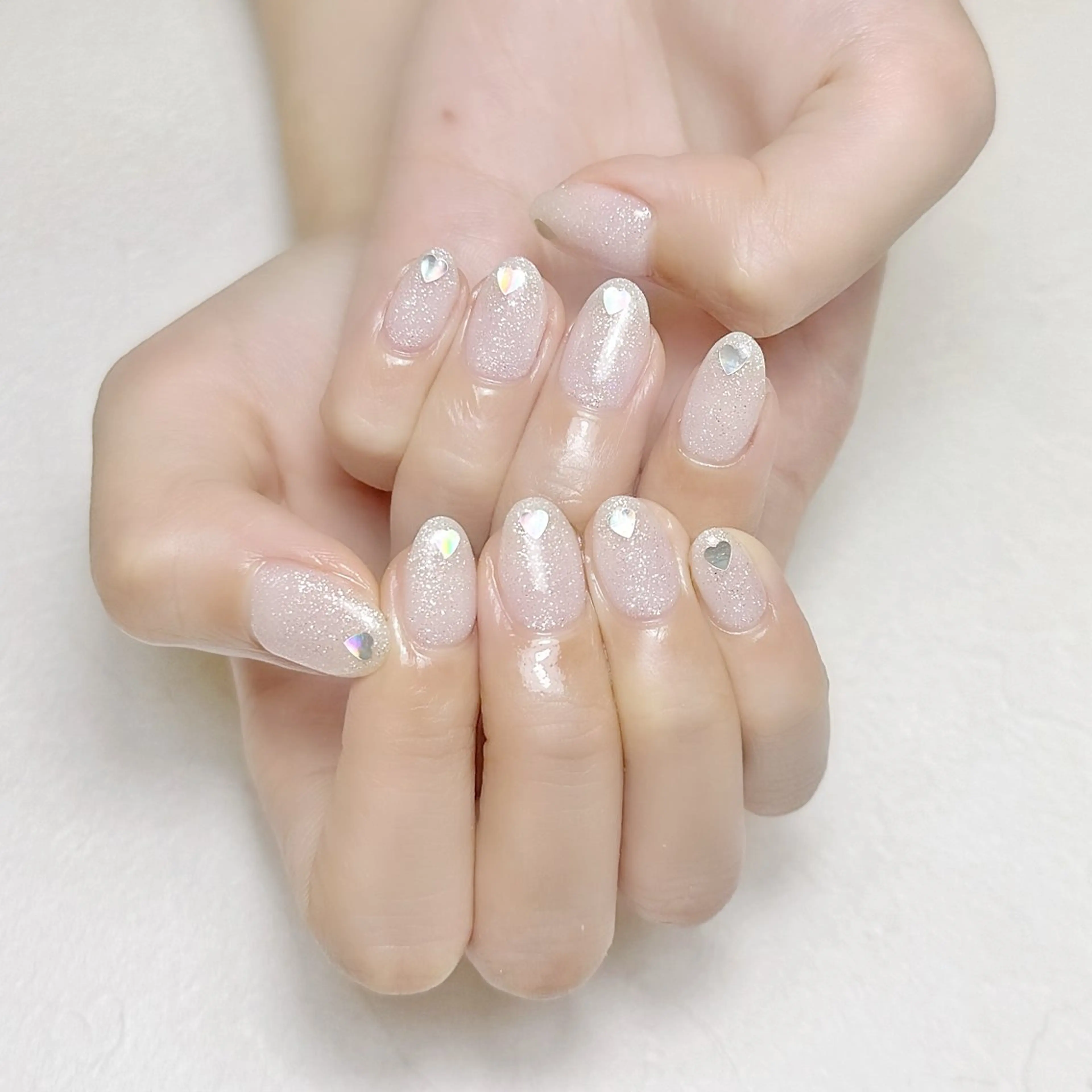 ネイル ハート オフィスネイル ホワイト 冬ネイル rouse nail RISATOのネイルデザイン