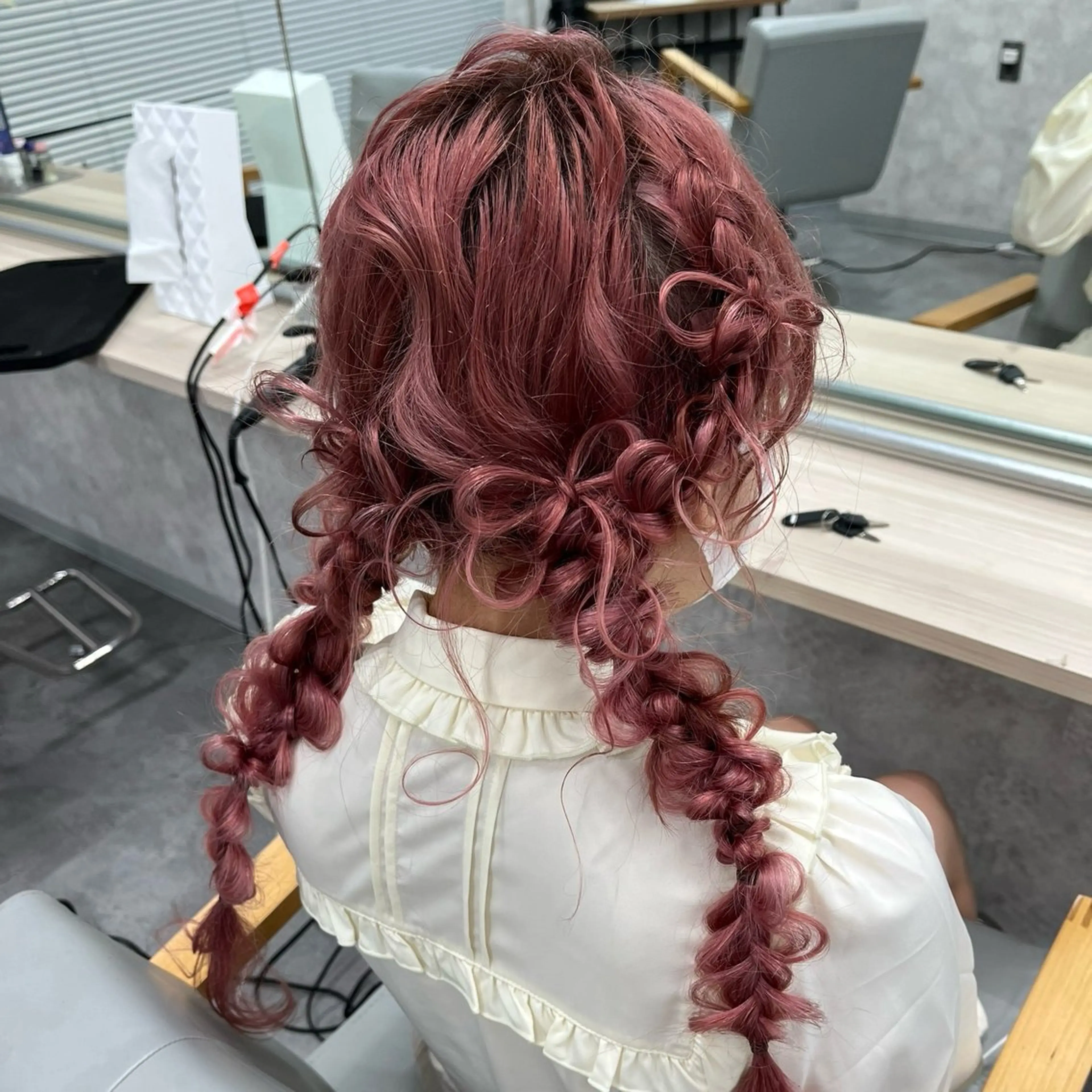 ヘアアレンジ ヘアセット 🎀韓国ヘア🎀 𝐬𝐚𝐫𝐚🎀のヘアスタイル